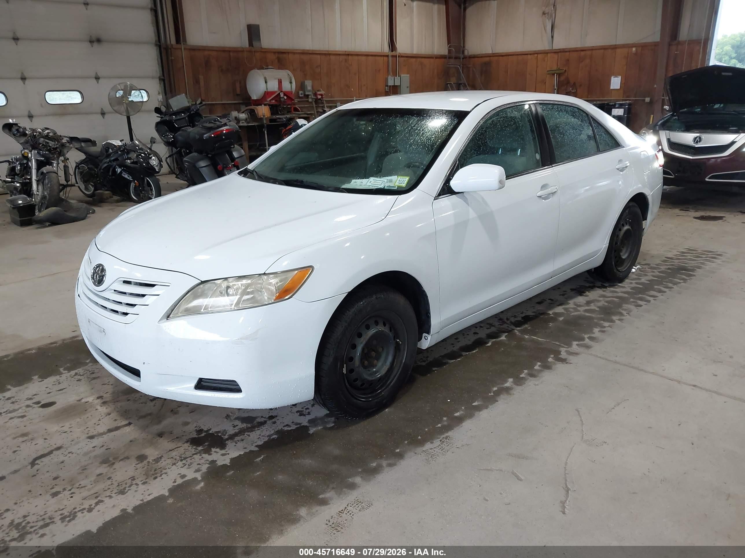 2009 Toyota Camry Le Белый vin: 4T1BE46K59U918452
