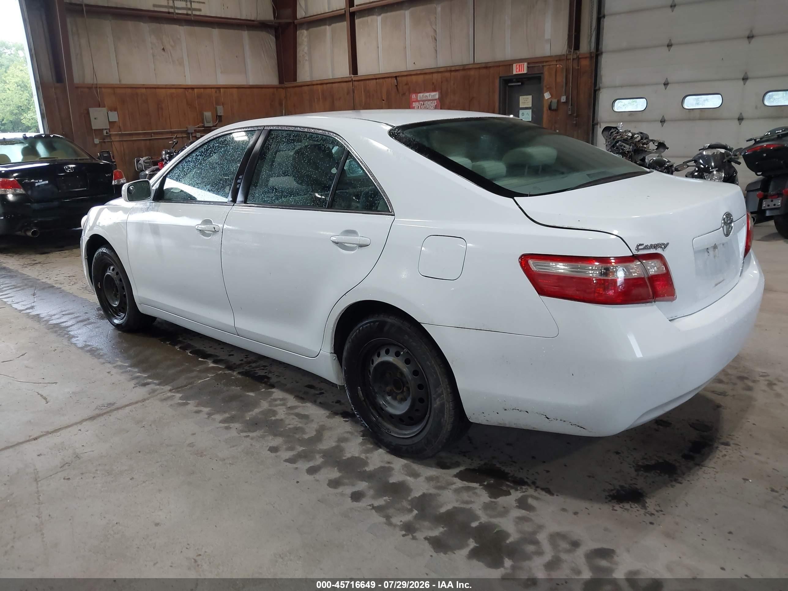 2009 Toyota Camry Le Белый vin: 4T1BE46K59U918452