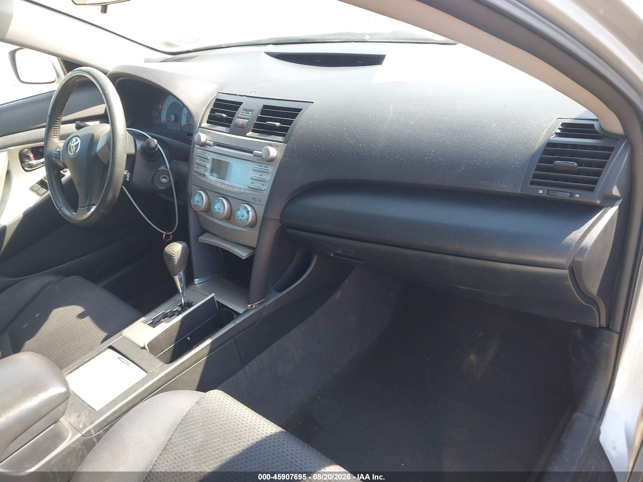 2007 Toyota Camry Se Серебряный vin: 4T1BE46K67U011710