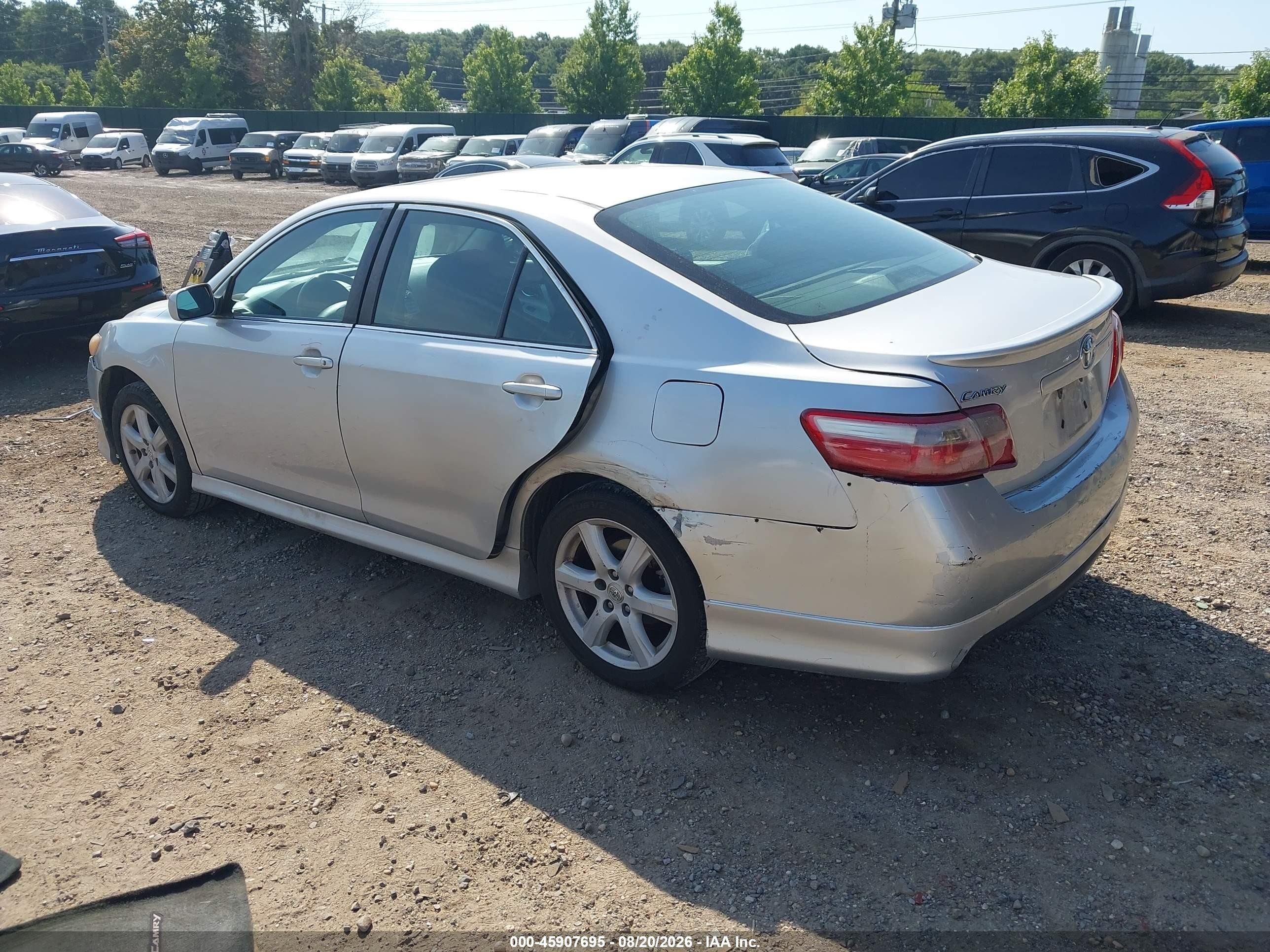 2007 Toyota Camry Se Серебряный vin: 4T1BE46K67U011710