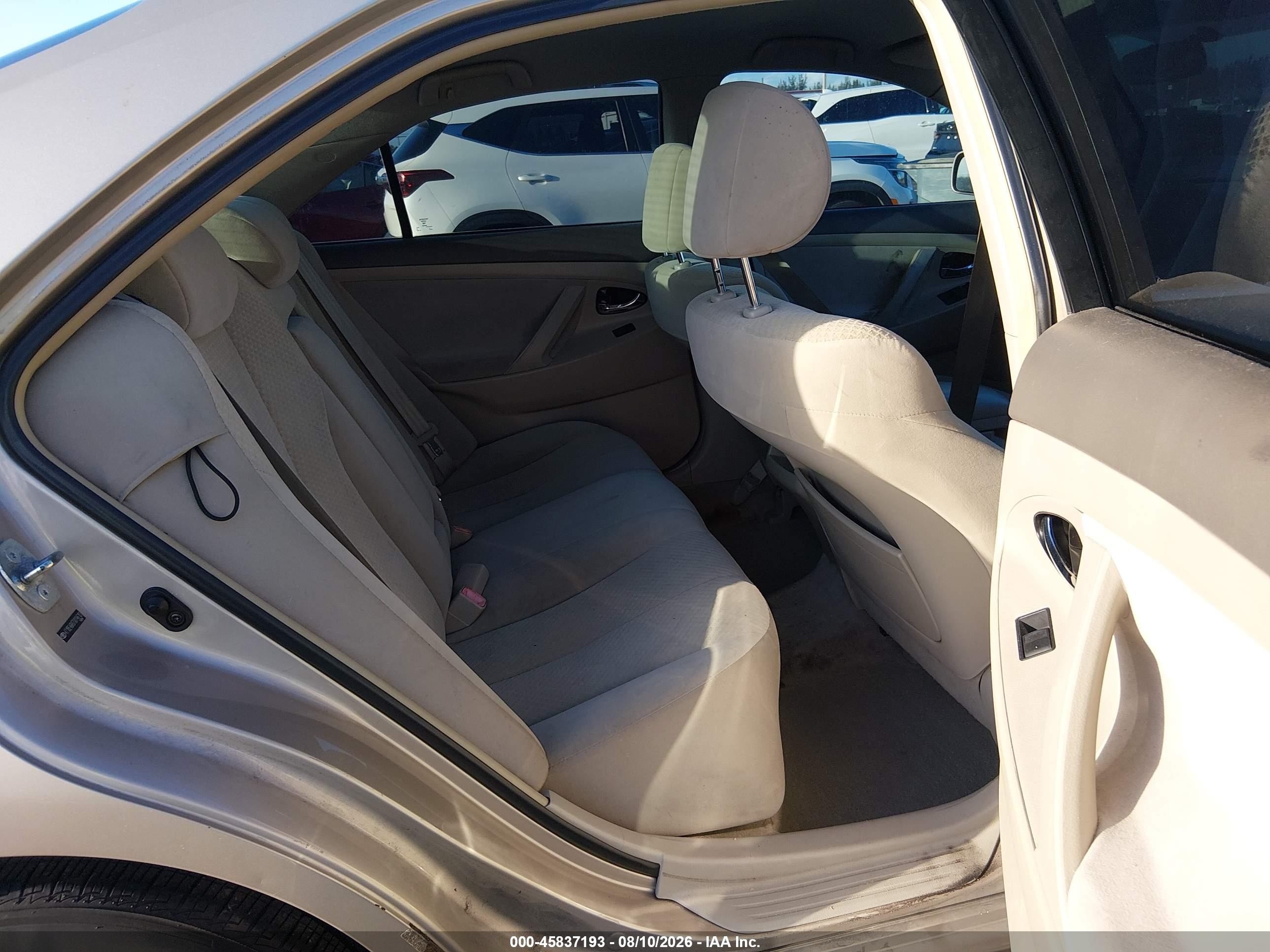 2007 Toyota Camry Ce Gold vin: 4T1BE46K67U014610