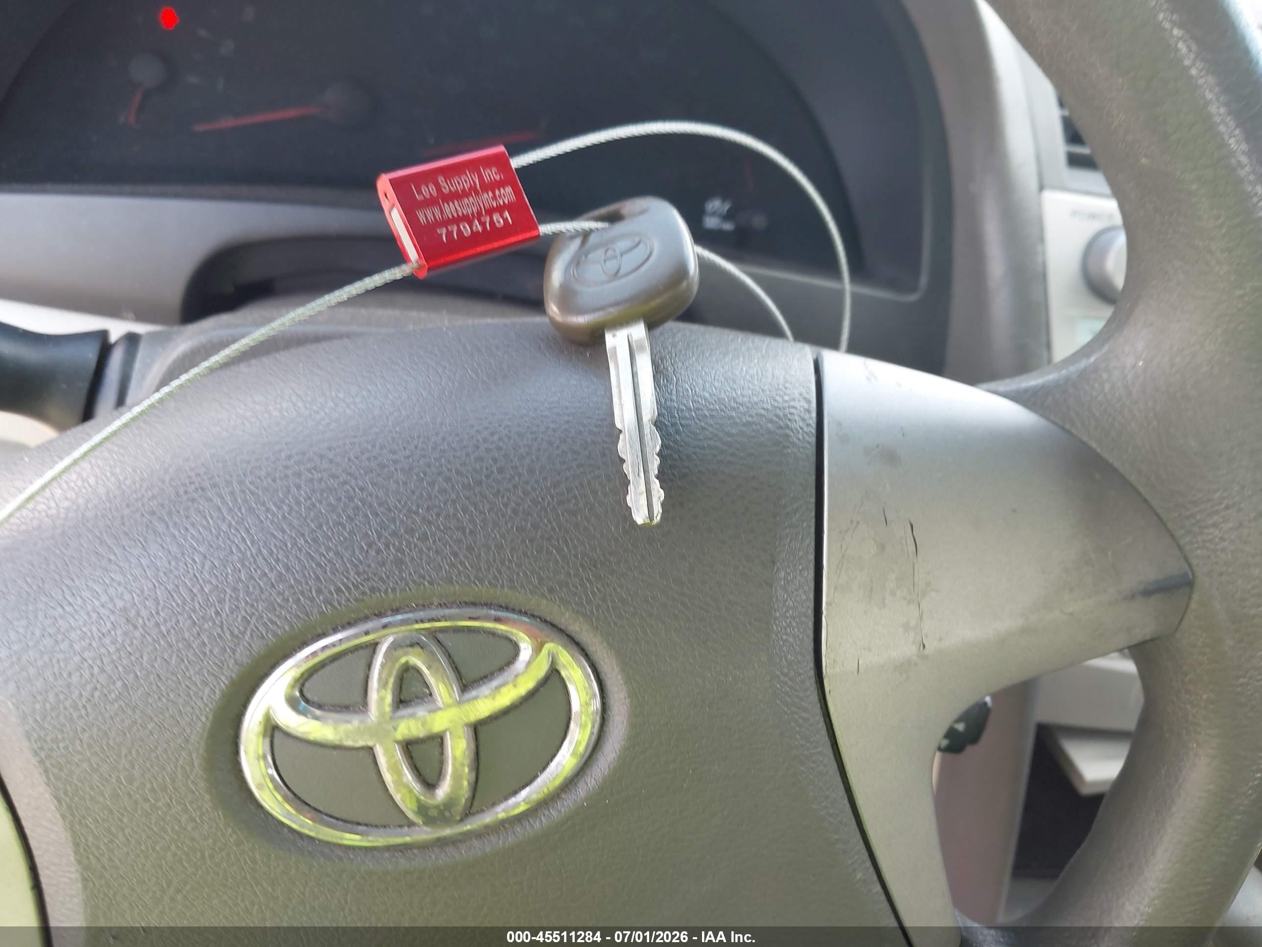 2007 Toyota Camry Le Gold vin: 4T1BE46K67U030791