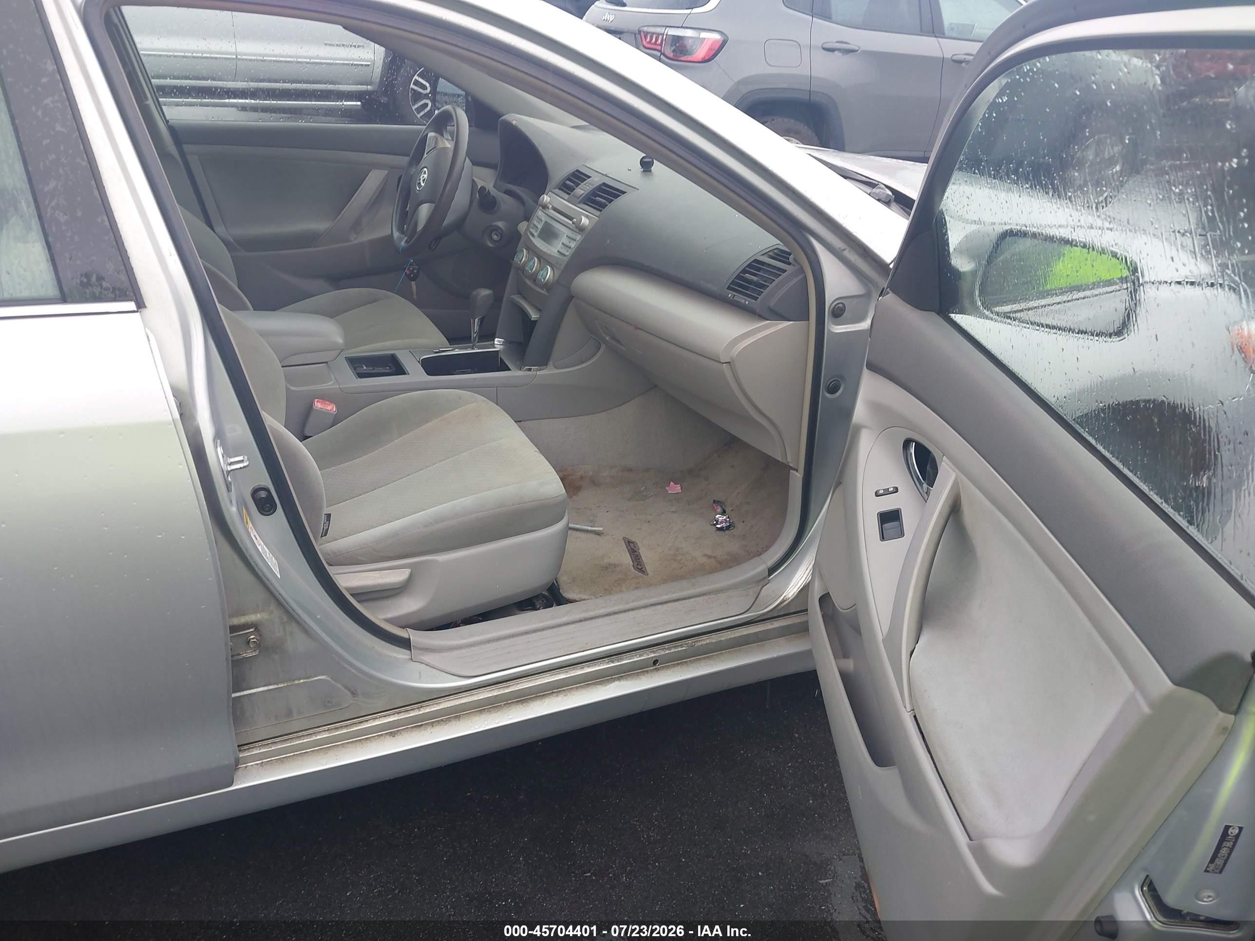 2007 Toyota Camry Le Gray vin: 4T1BE46K67U065525