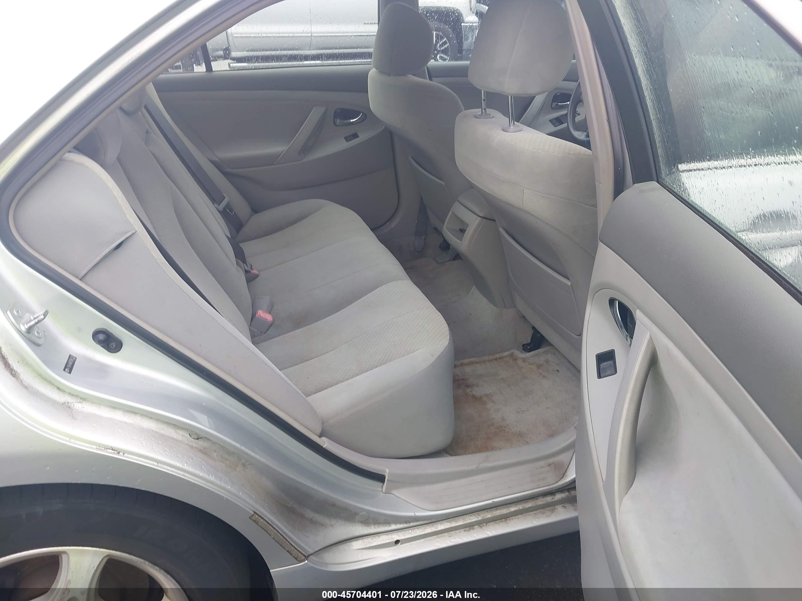 2007 Toyota Camry Le Gray vin: 4T1BE46K67U065525
