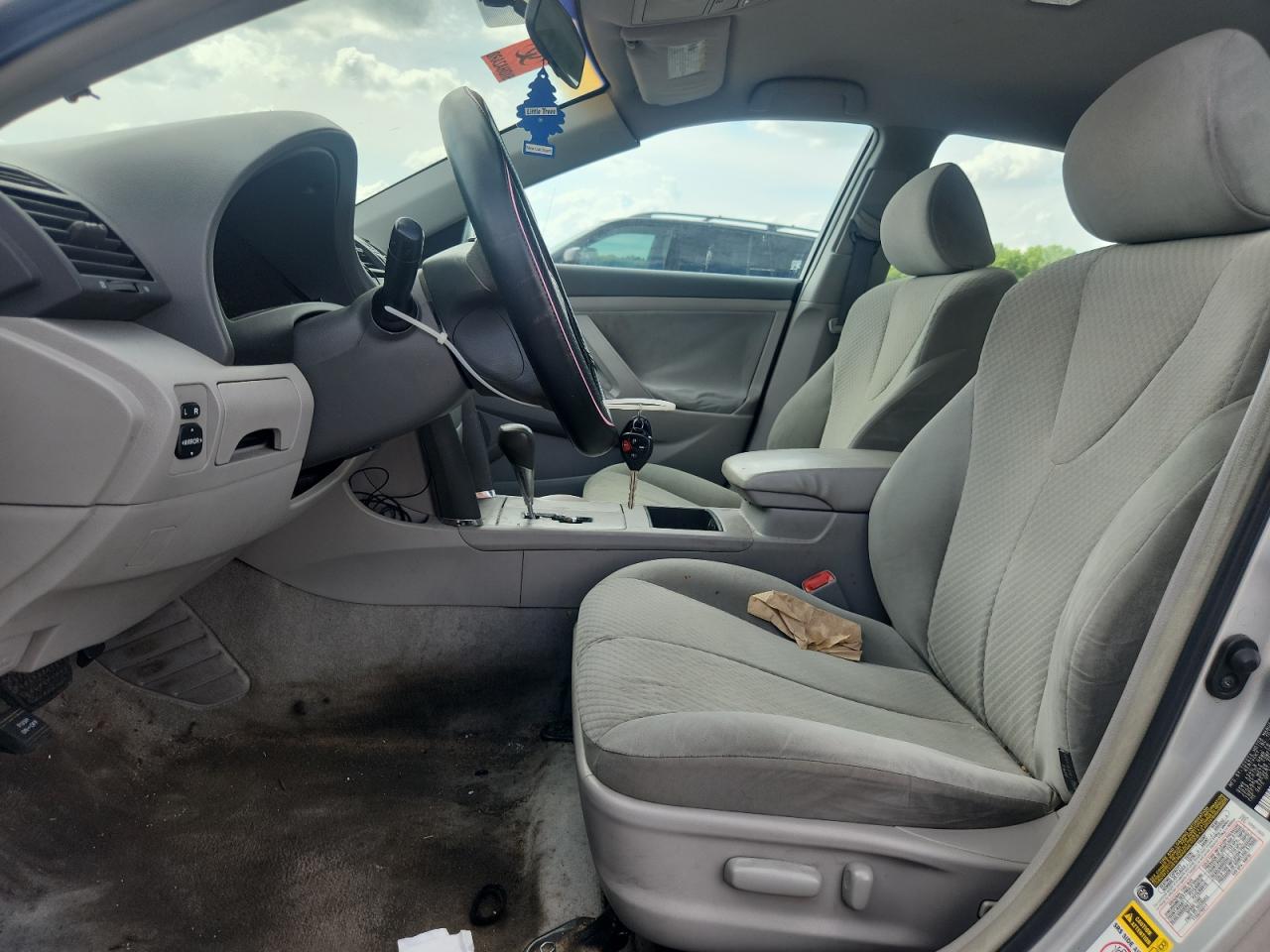 2007 Toyota Camry Le Silver vin: 4T1BE46K67U090988