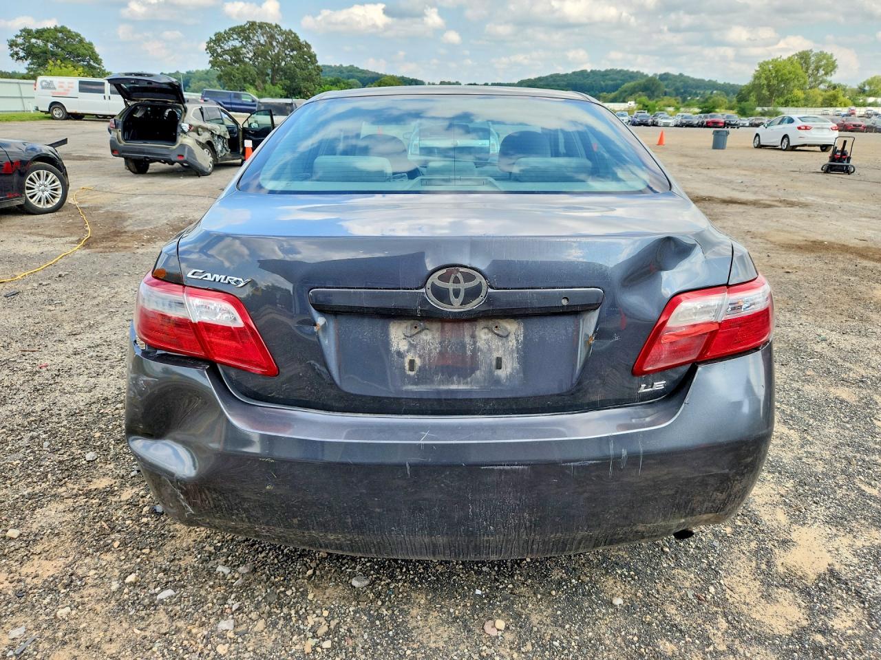 2007 Toyota Camry Le Gray vin: 4T1BE46K67U107367