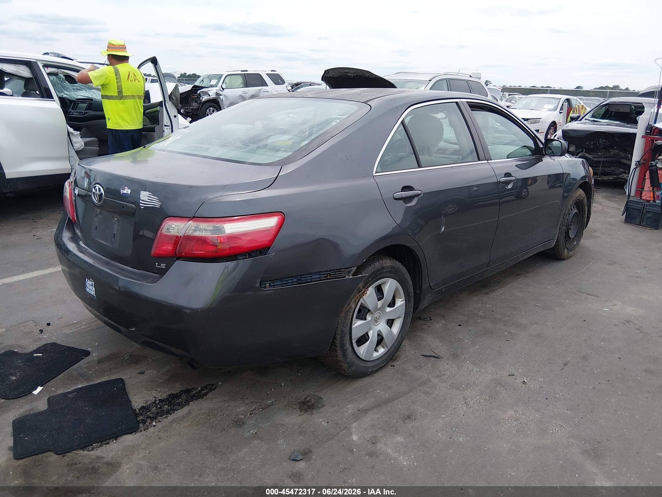2007 Toyota Camry Le Gray vin: 4T1BE46K67U113671