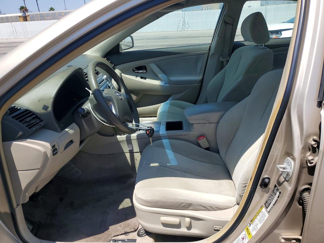2007 Toyota Camry Le Tan vin: 4T1BE46K67U129272
