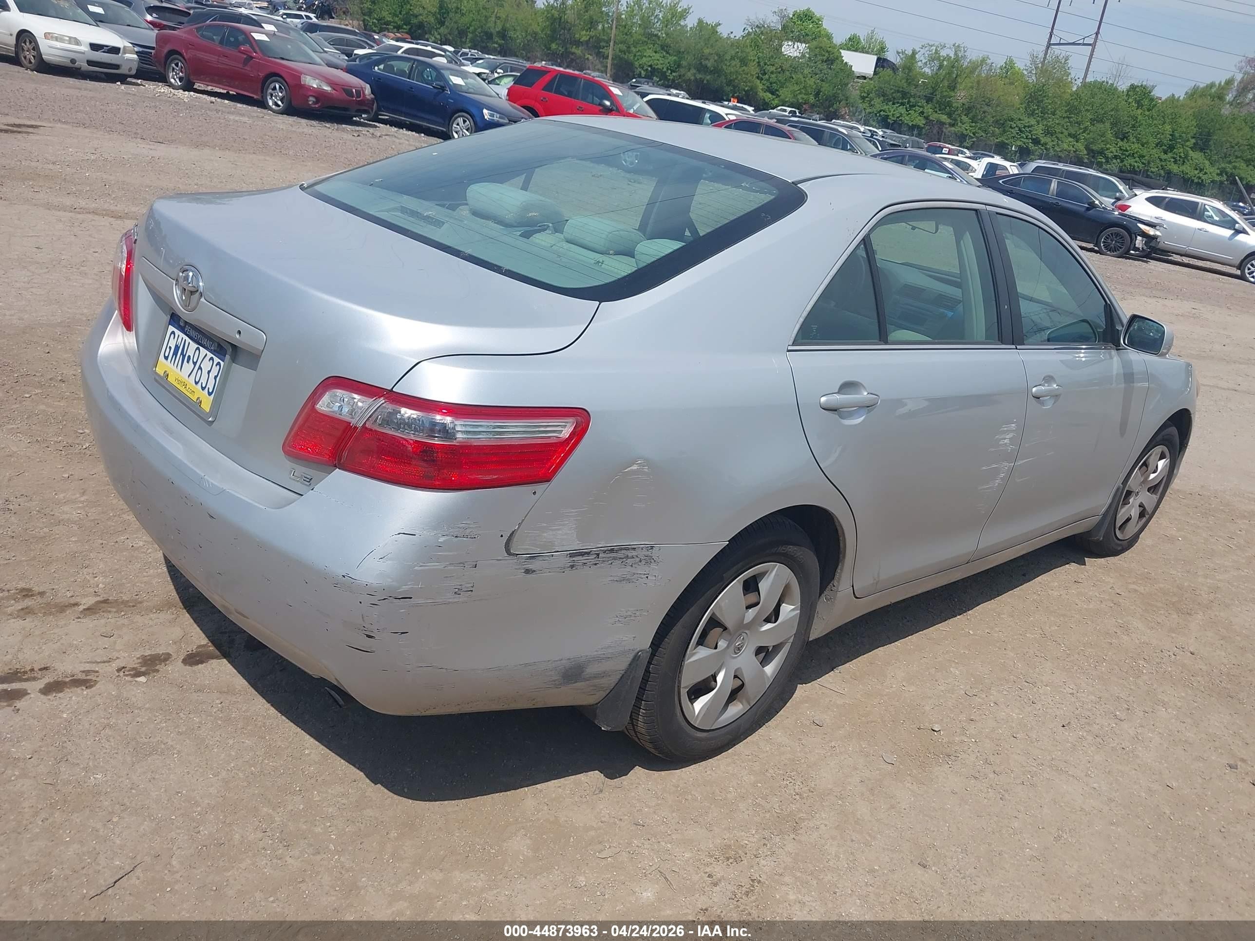 2007 Toyota Camry Le Серый vin: 4T1BE46K67U153183