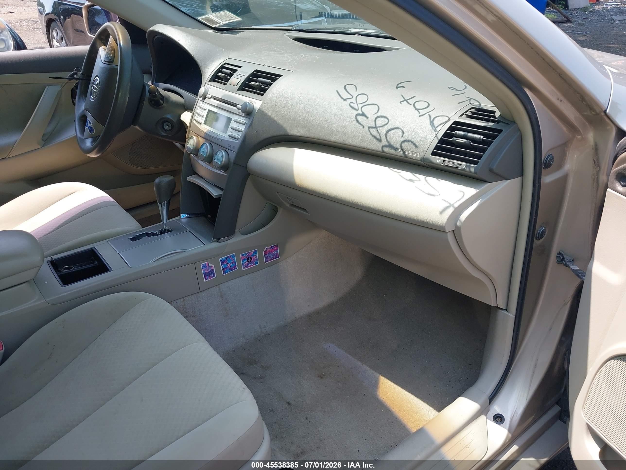 2007 Toyota Camry Le Tan vin: 4T1BE46K67U170274