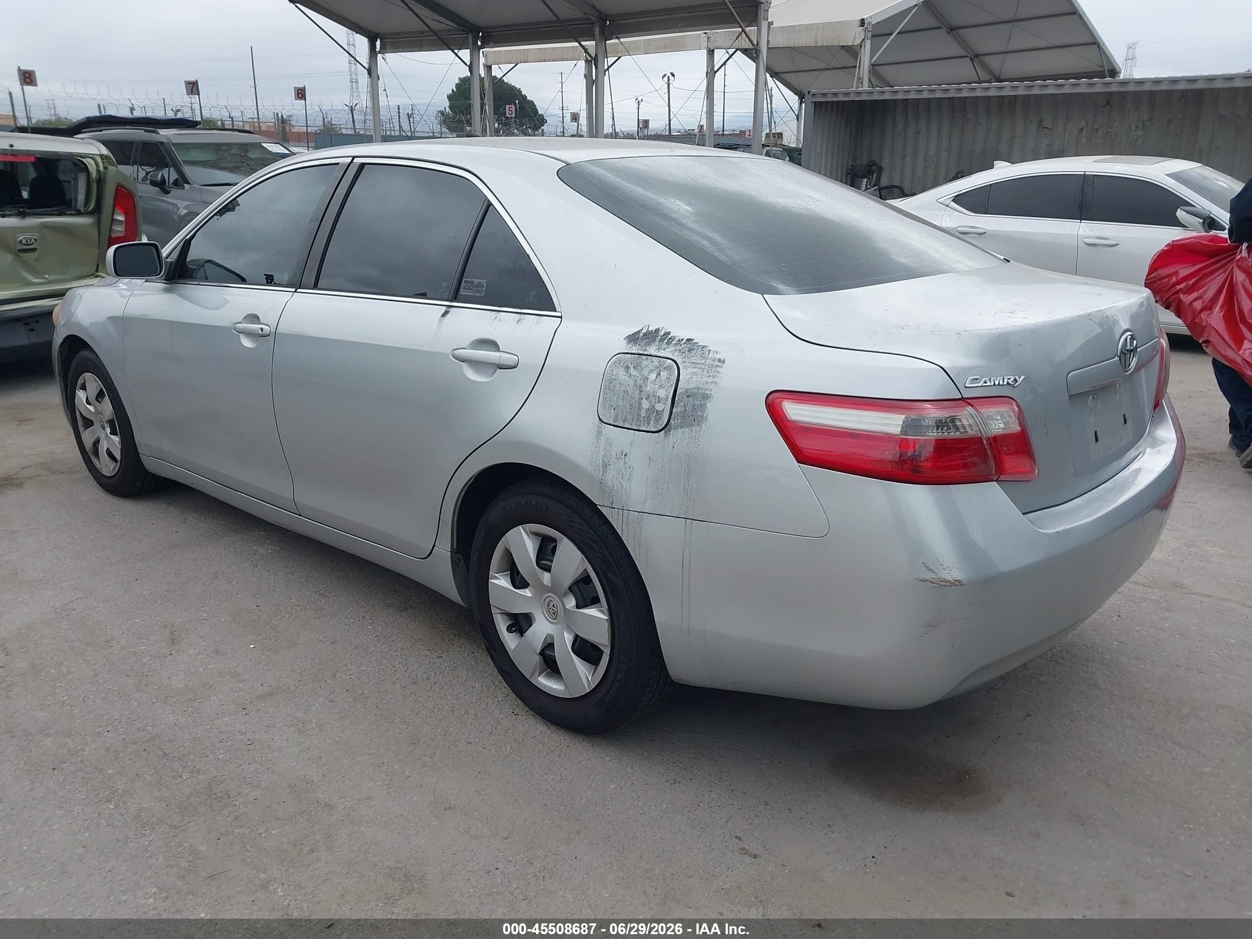 2007 Toyota Camry Le Silver vin: 4T1BE46K67U188659