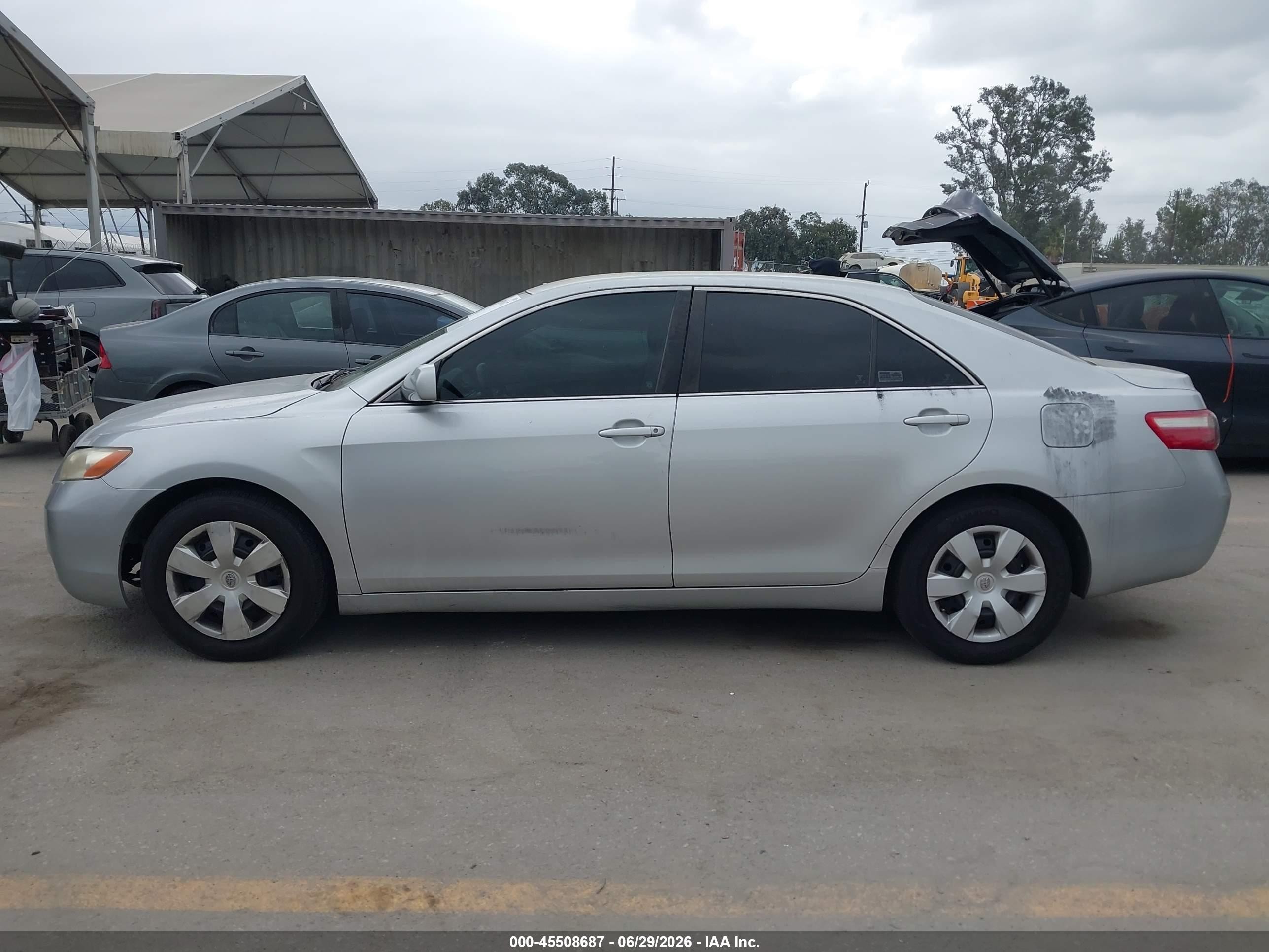2007 Toyota Camry Le Silver vin: 4T1BE46K67U188659