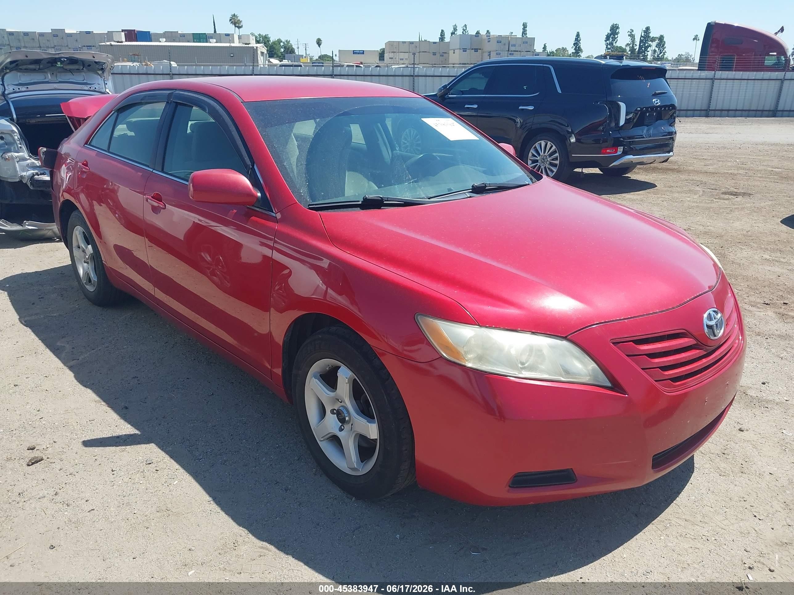 2007 Toyota Camry Le Red vin: 4T1BE46K67U193392