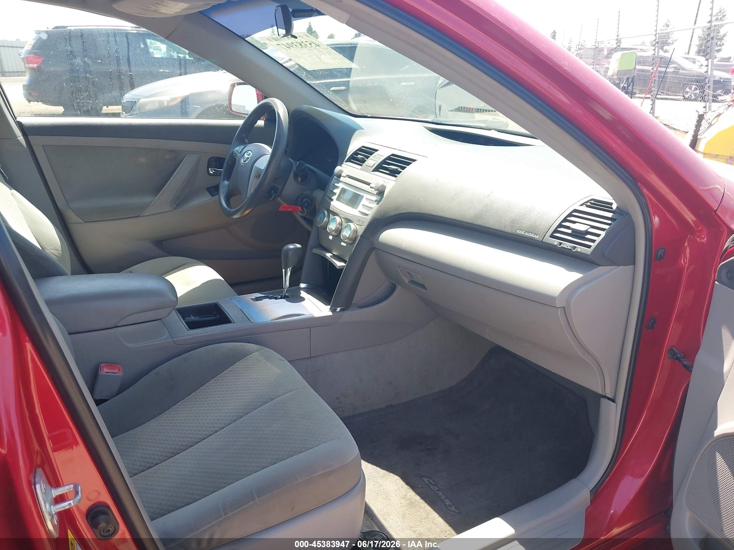 2007 Toyota Camry Le Red vin: 4T1BE46K67U193392