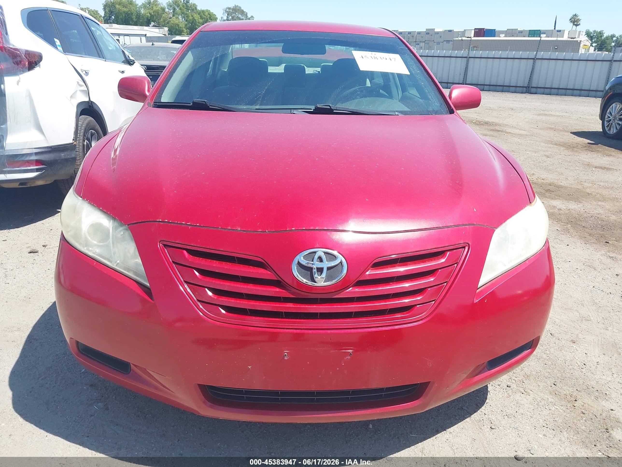 2007 Toyota Camry Le Red vin: 4T1BE46K67U193392