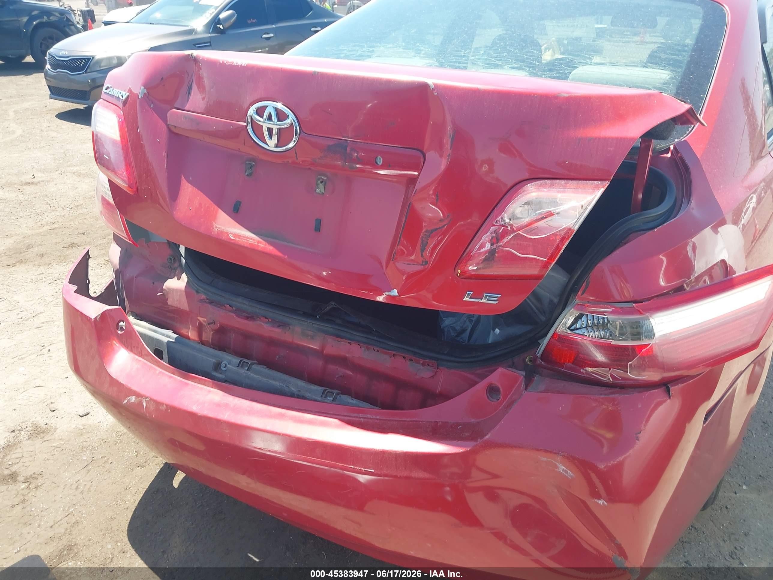 2007 Toyota Camry Le Red vin: 4T1BE46K67U193392