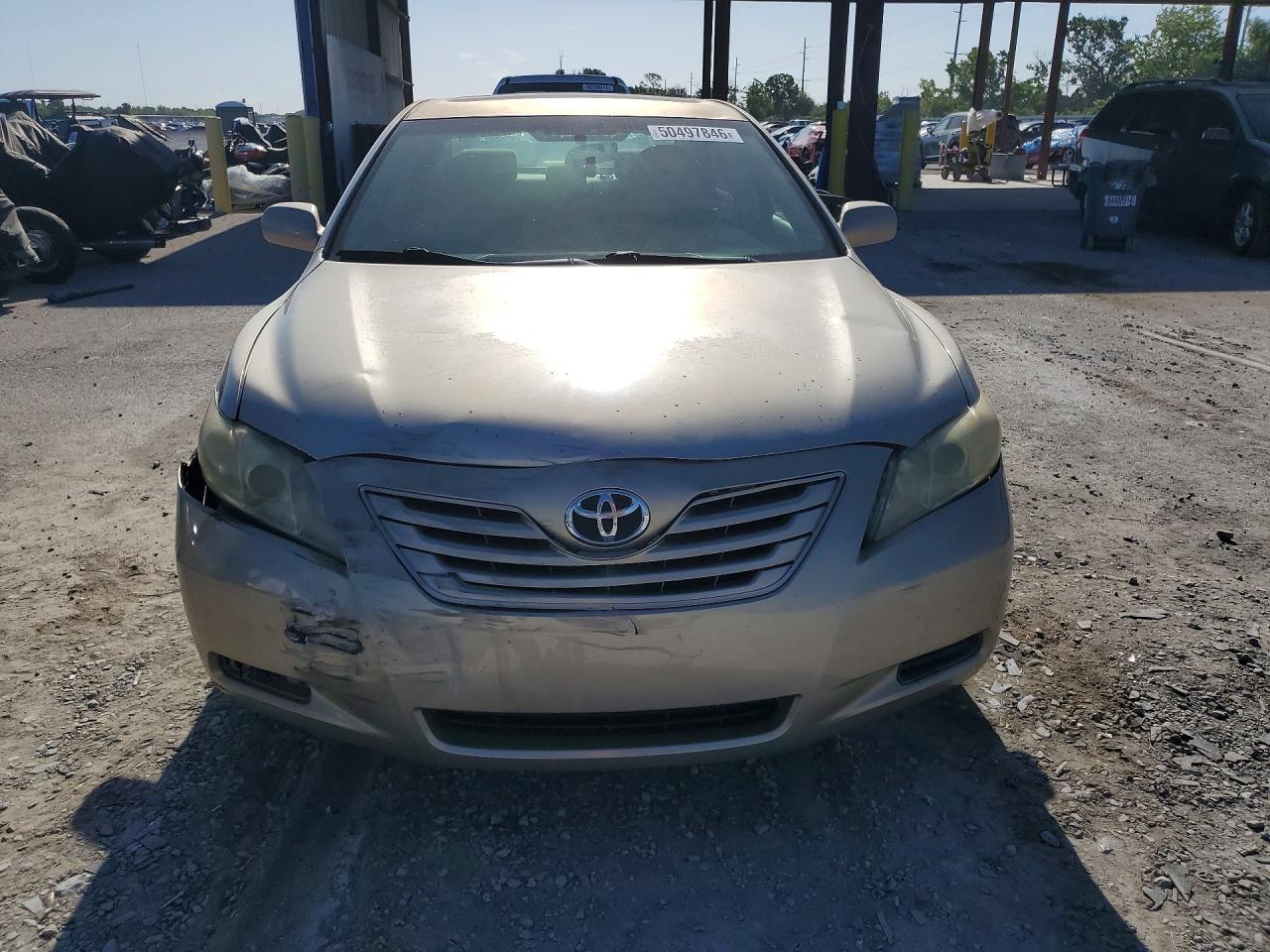 2007 Toyota Camry Le Gold vin: 4T1BE46K67U520079