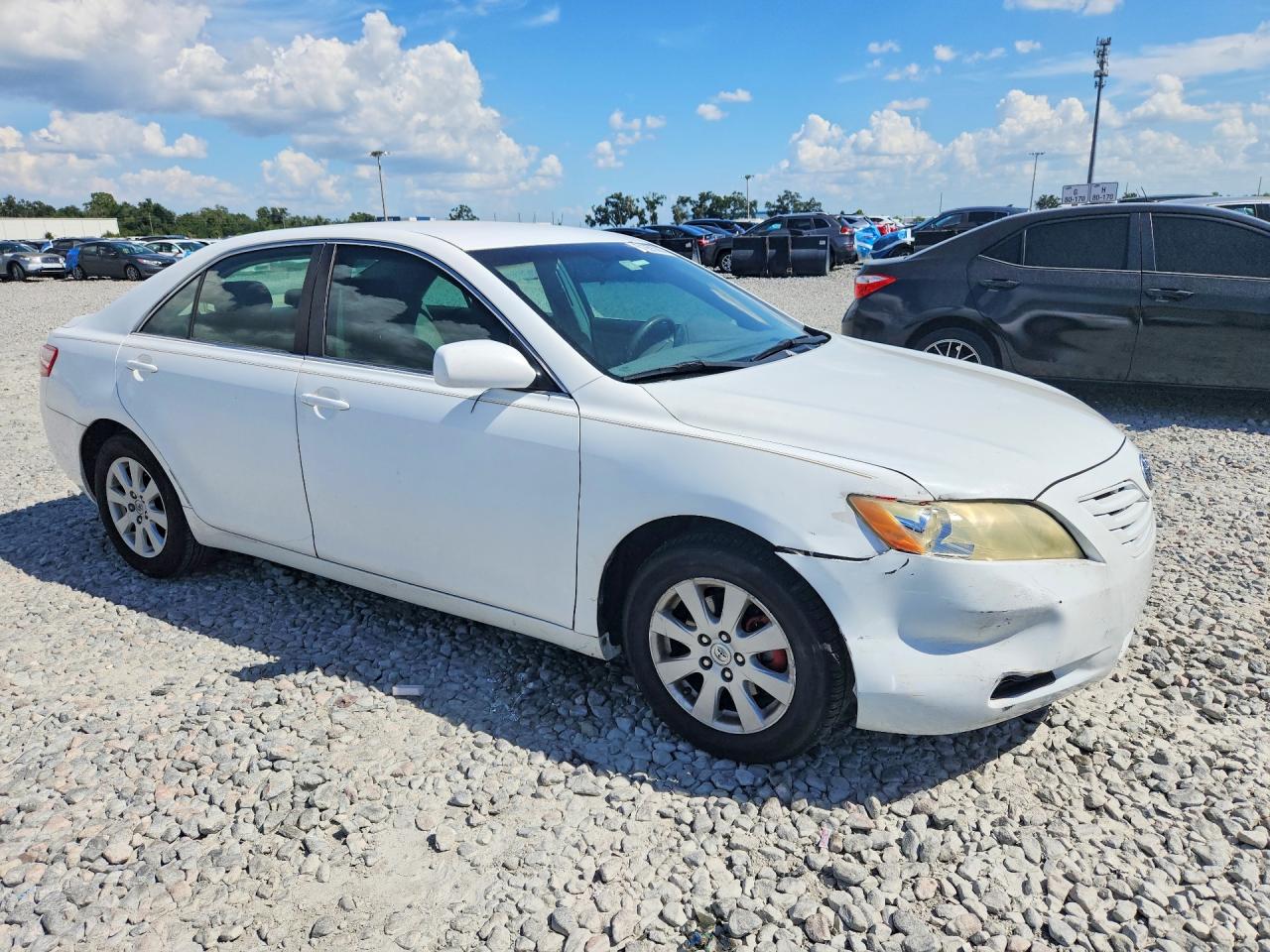 2007 Toyota Camry Le White vin: 4T1BE46K67U536797