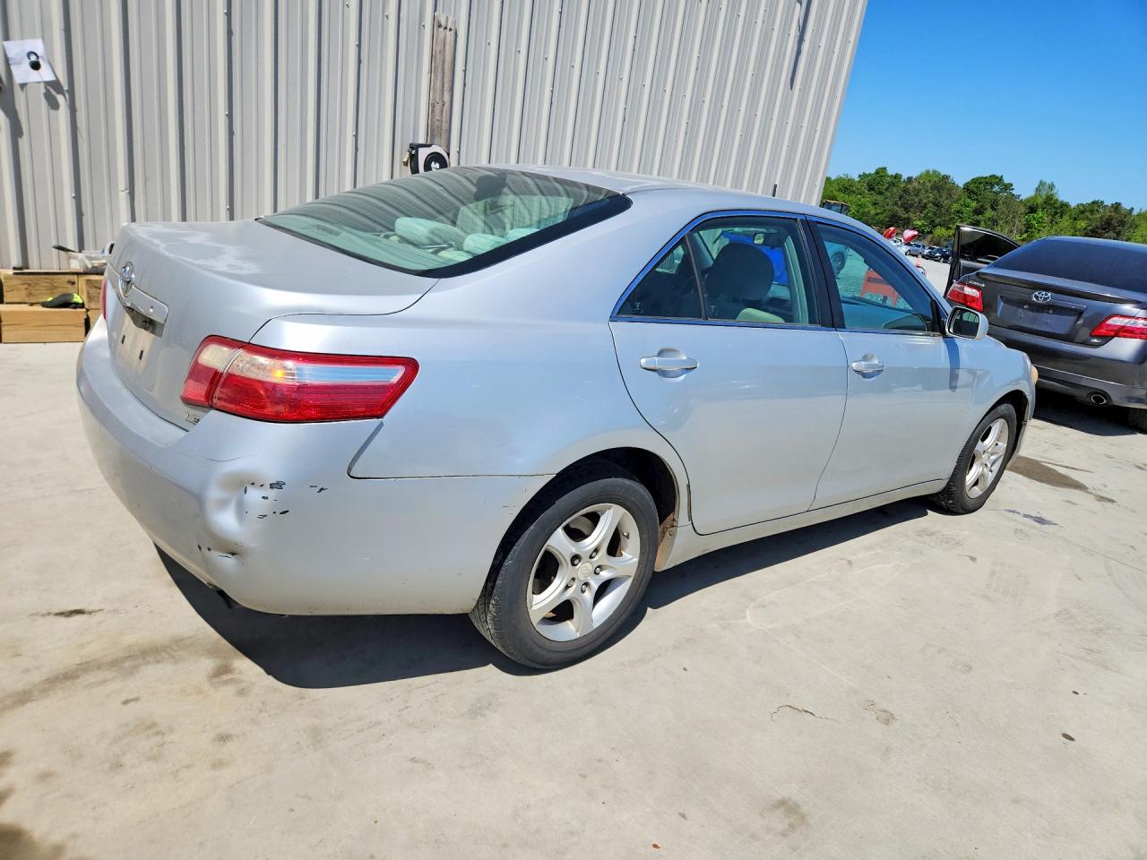 2007 Toyota Camry Le Silver vin: 4T1BE46K67U549677