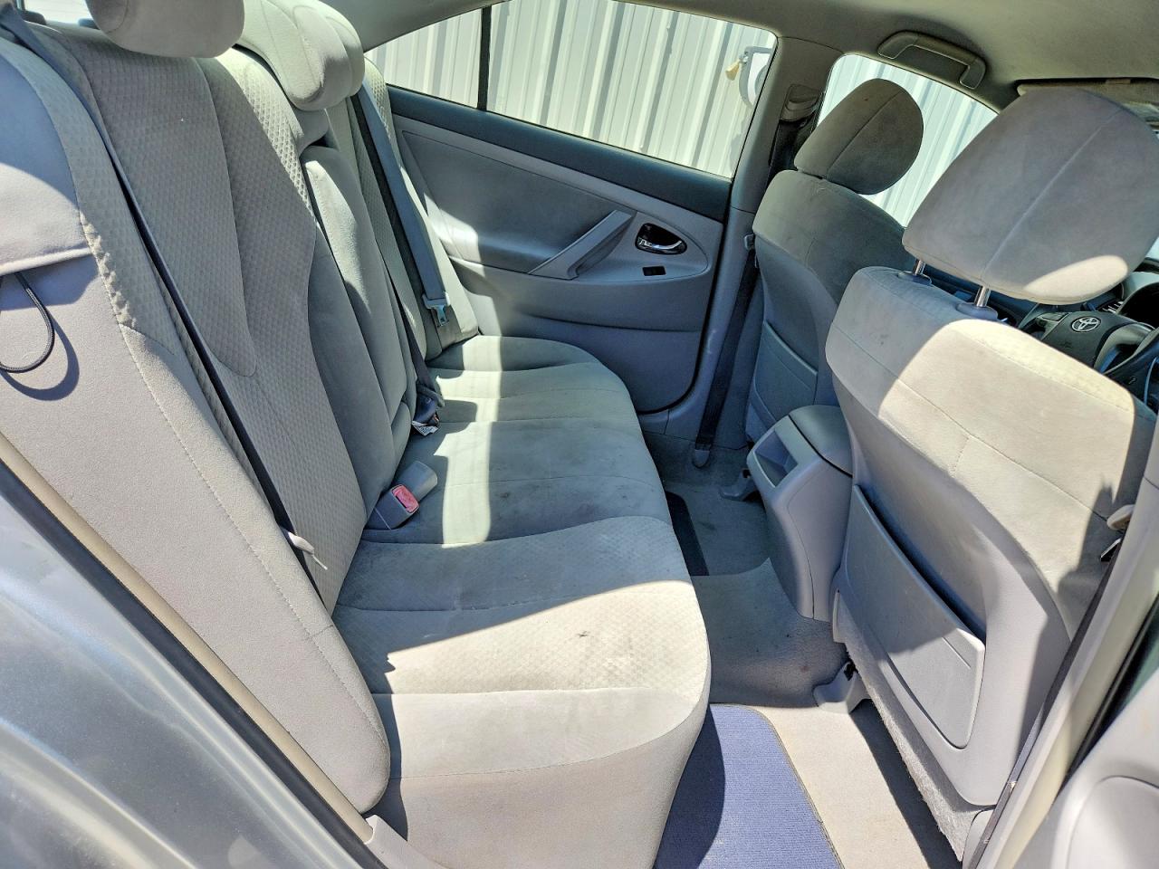 2007 Toyota Camry Le Silver vin: 4T1BE46K67U549677