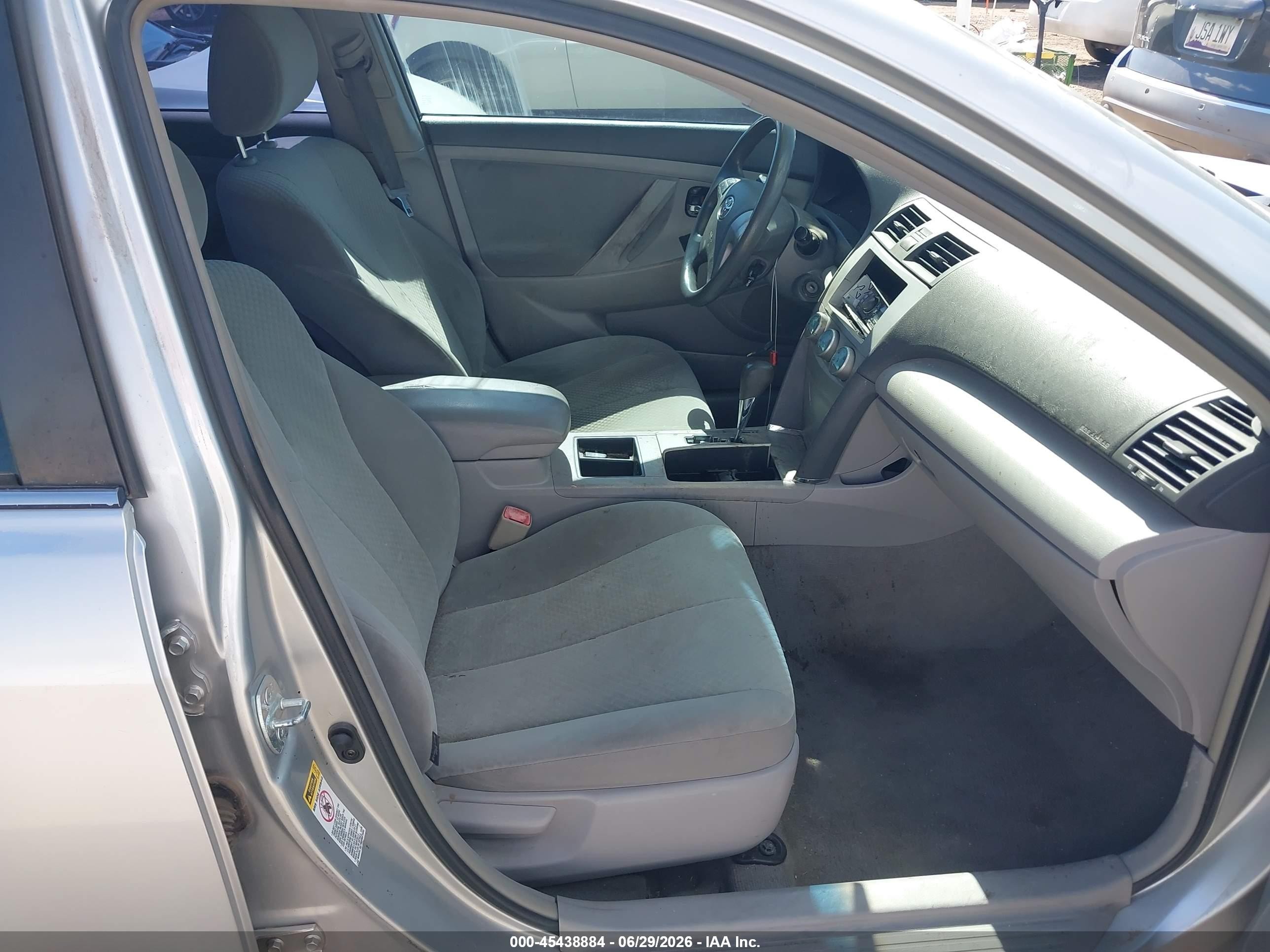 2007 Toyota Camry Le Silver vin: 4T1BE46K67U566351