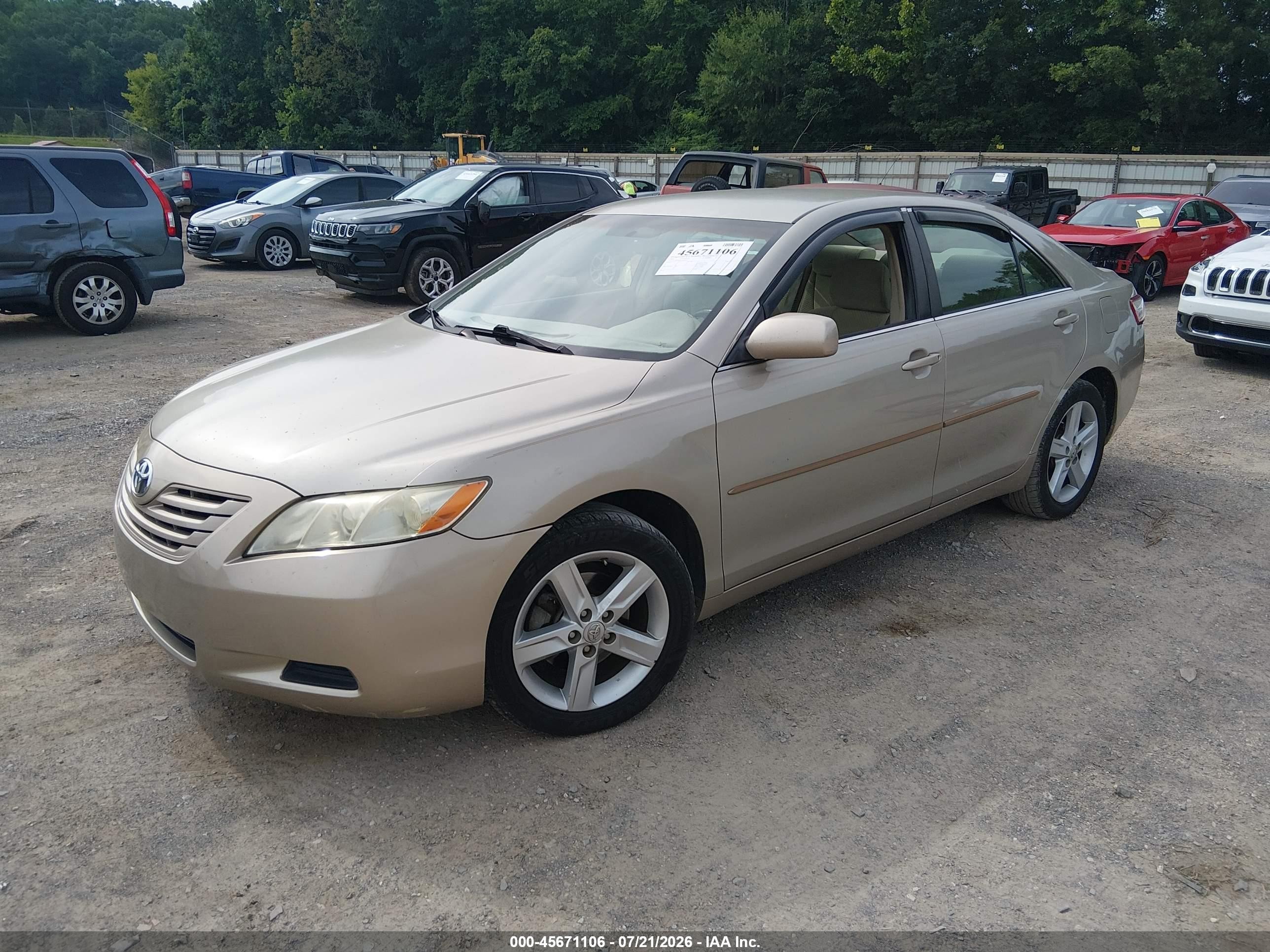 2007 Toyota Camry Le Золотой vin: 4T1BE46K67U605410