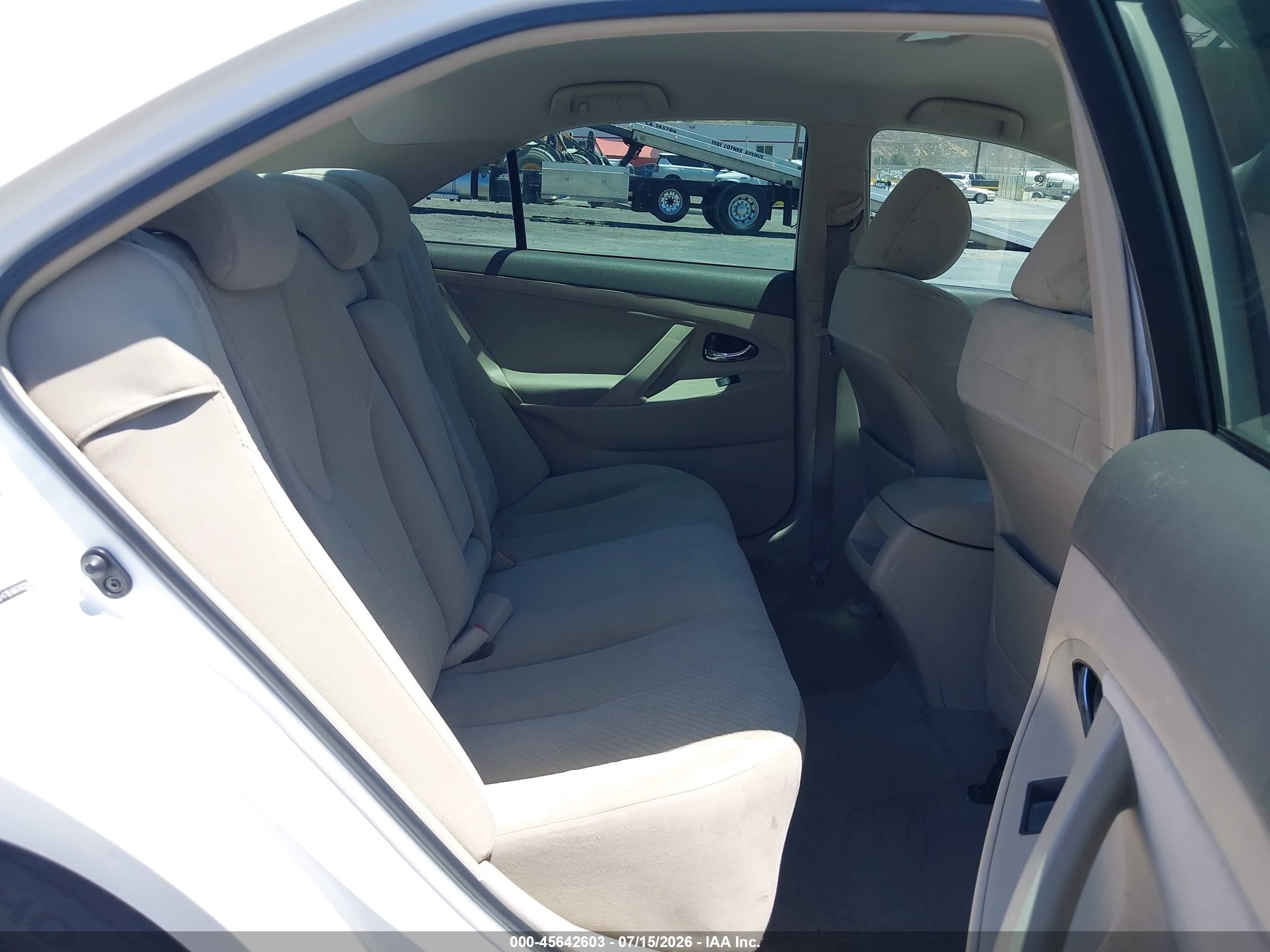 2007 Toyota Camry Le White vin: 4T1BE46K67U620344