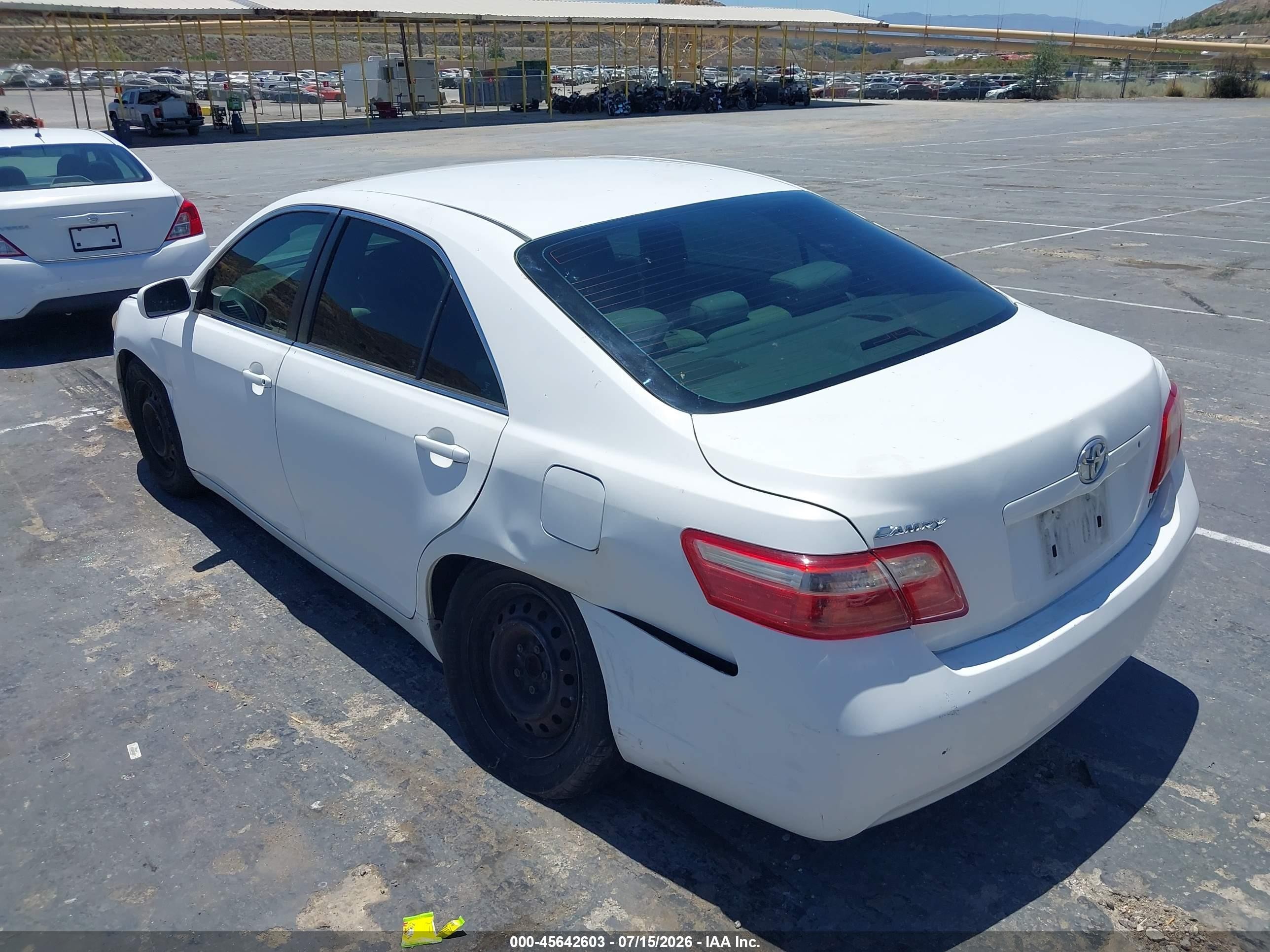 2007 Toyota Camry Le White vin: 4T1BE46K67U620344