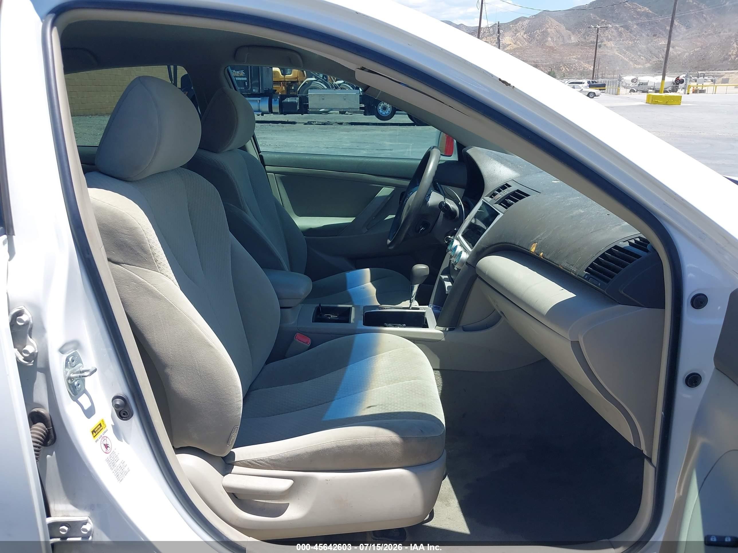 2007 Toyota Camry Le White vin: 4T1BE46K67U620344