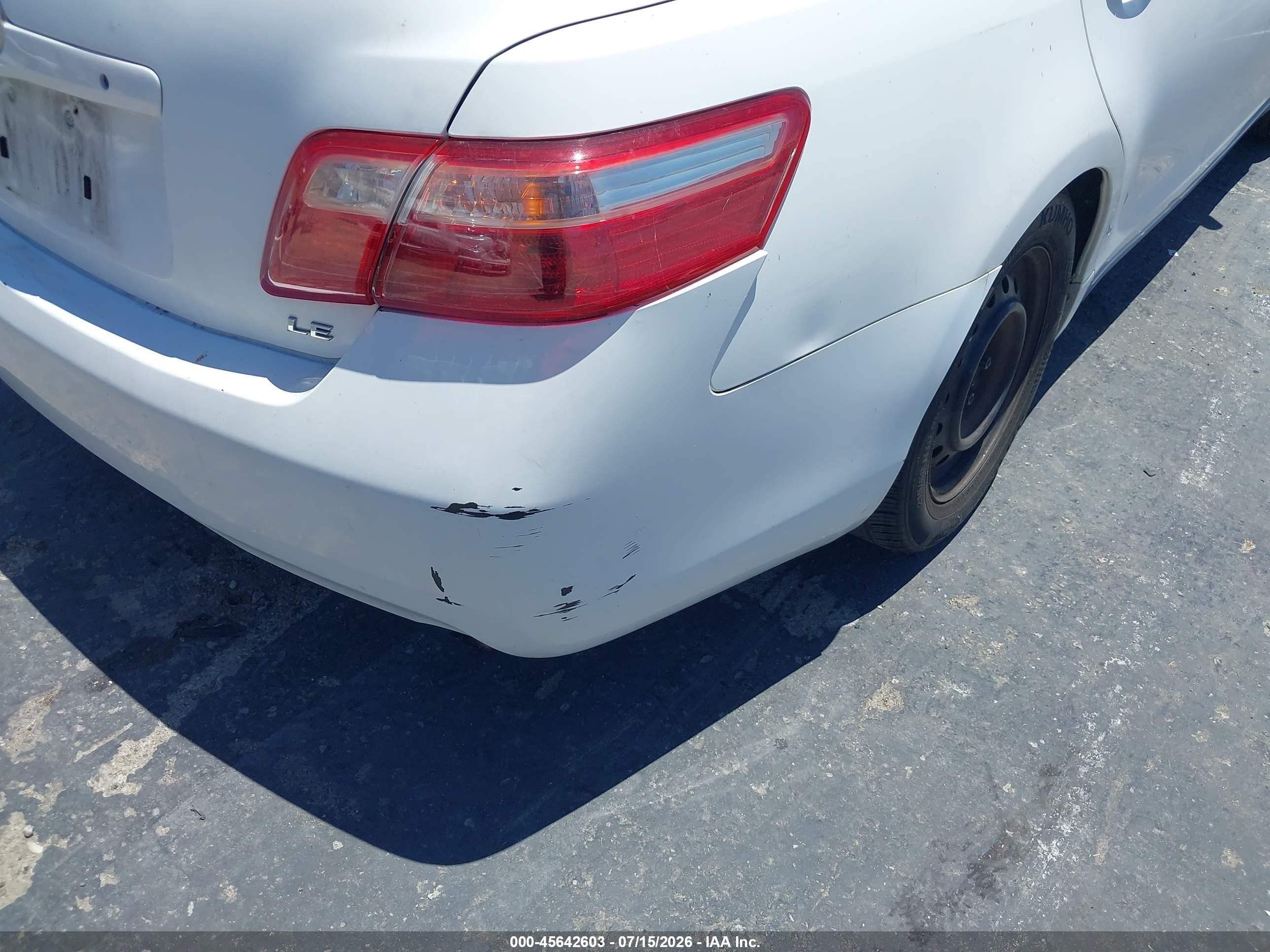 2007 Toyota Camry Le White vin: 4T1BE46K67U620344