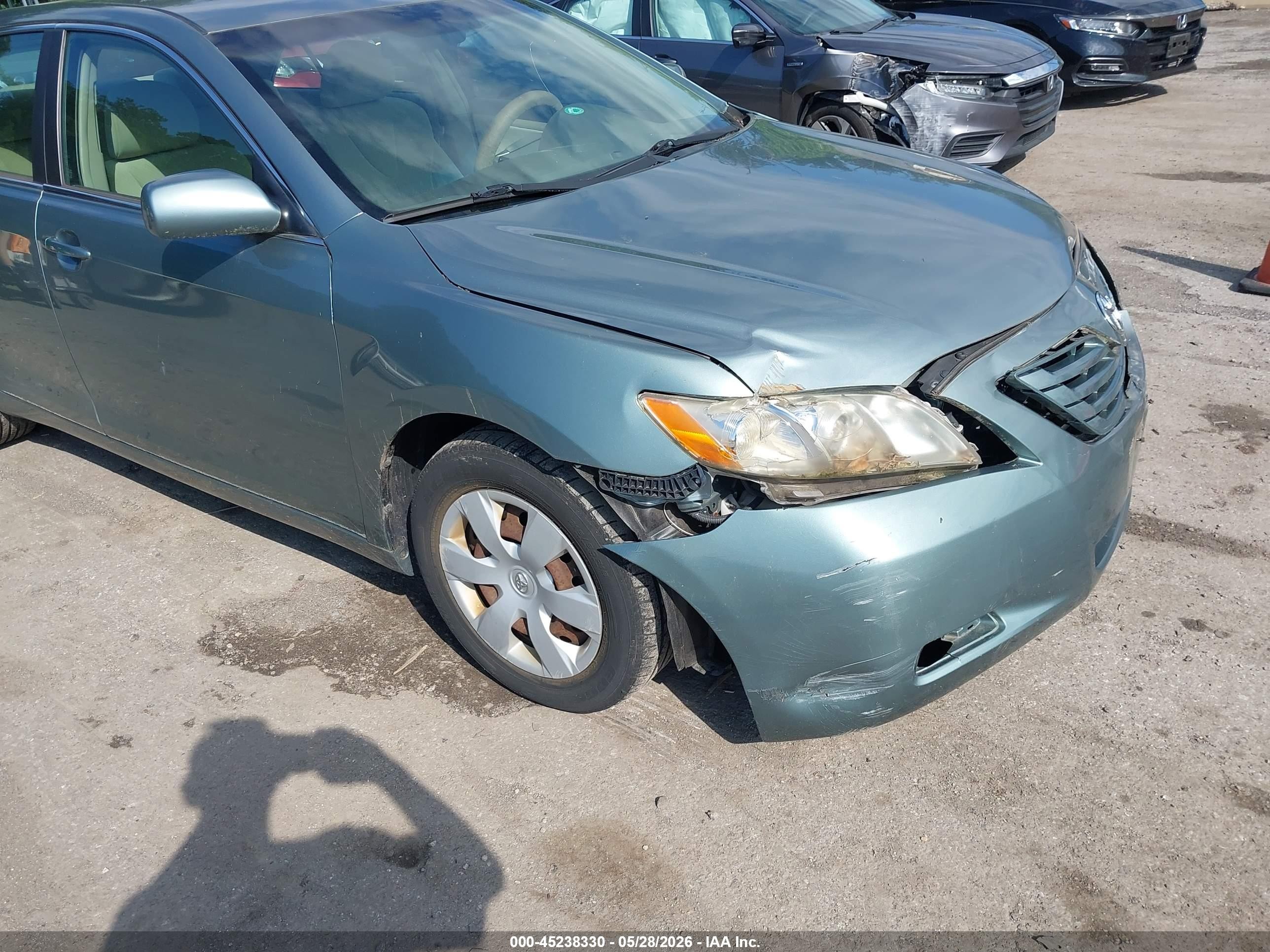 2007 Toyota Camry Le Gray vin: 4T1BE46K67U622482