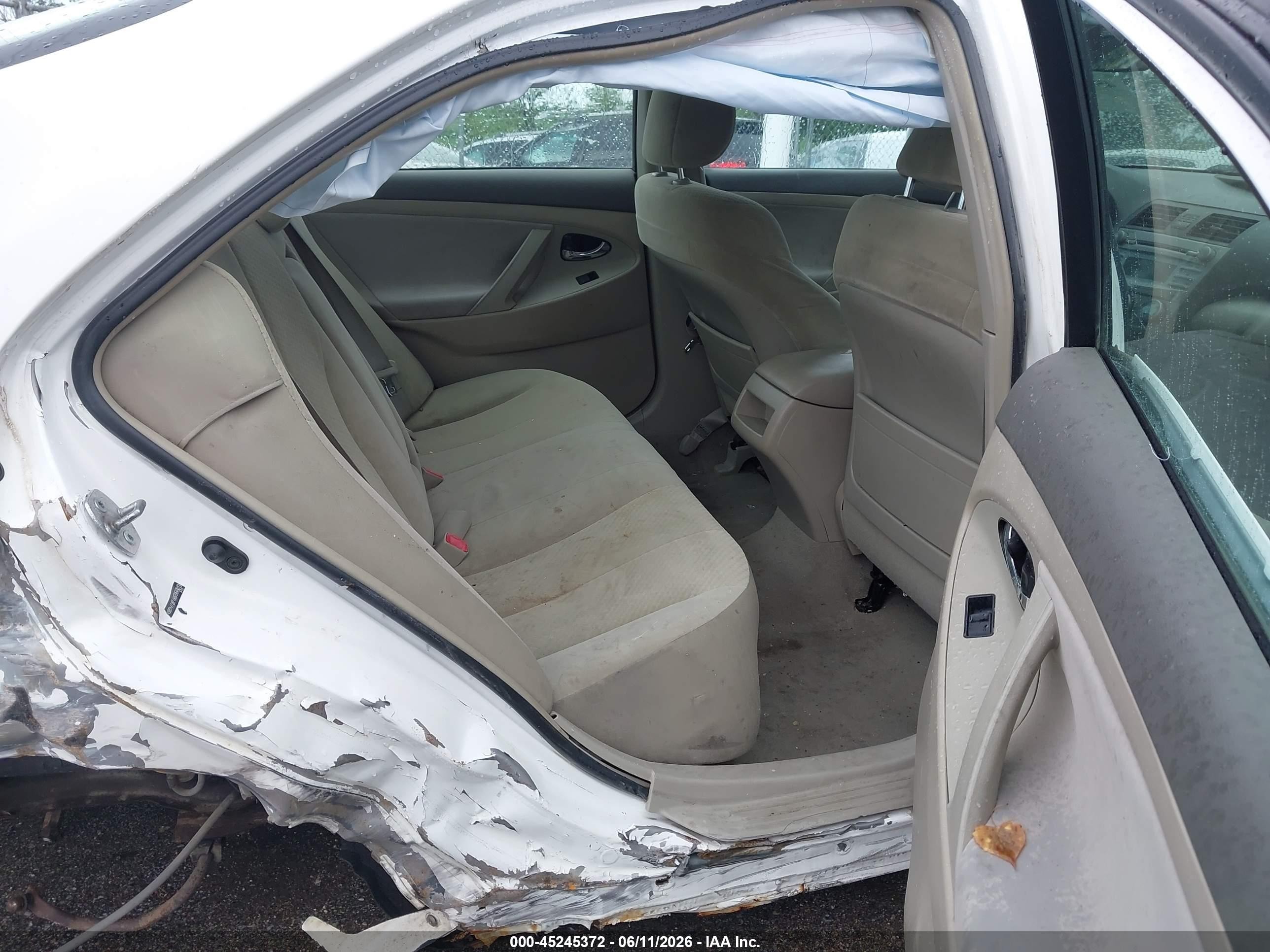 2007 Toyota Camry Le White vin: 4T1BE46K67U640013