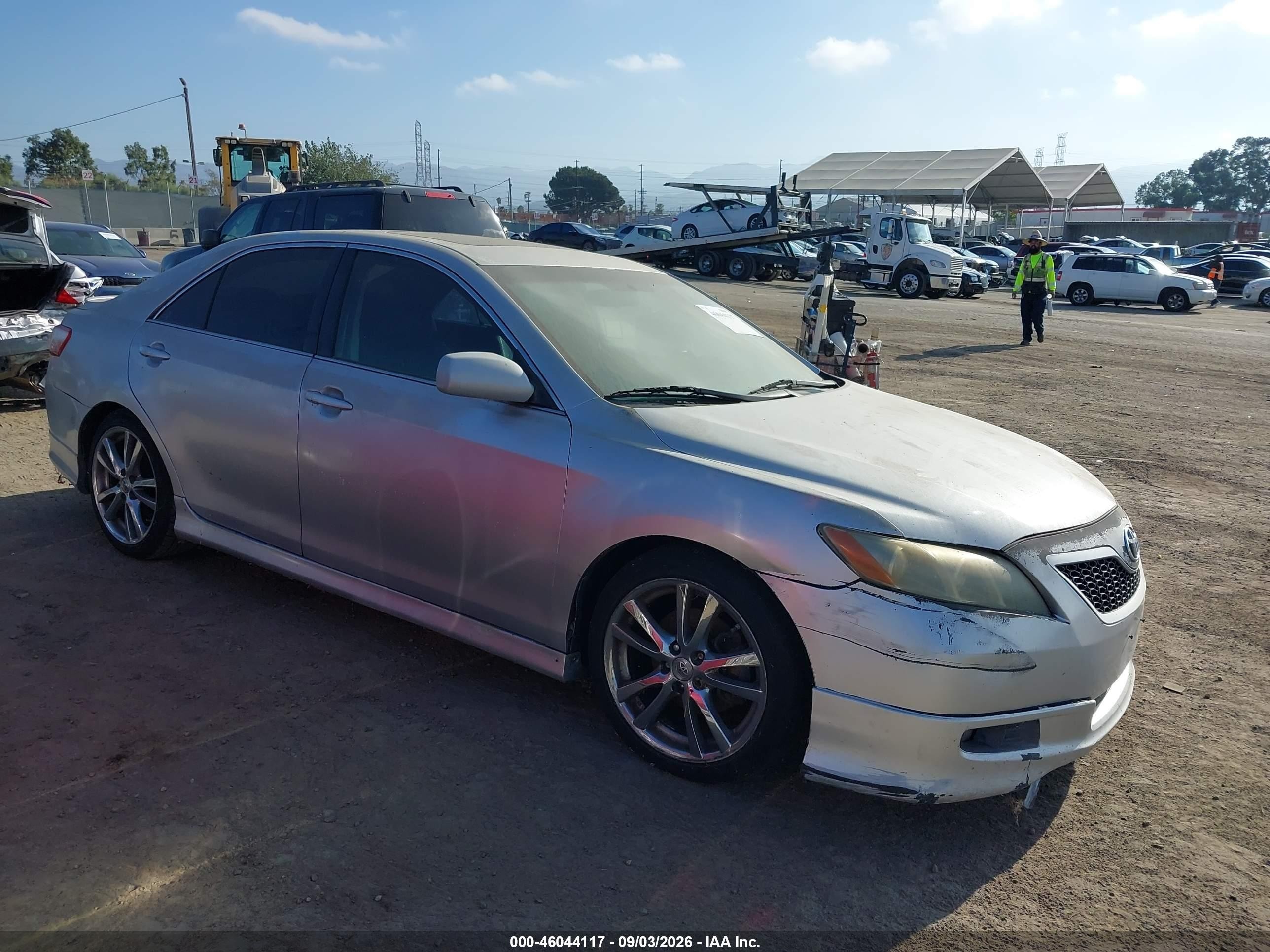 2007 Toyota Camry Se Серебряный vin: 4T1BE46K67U652873