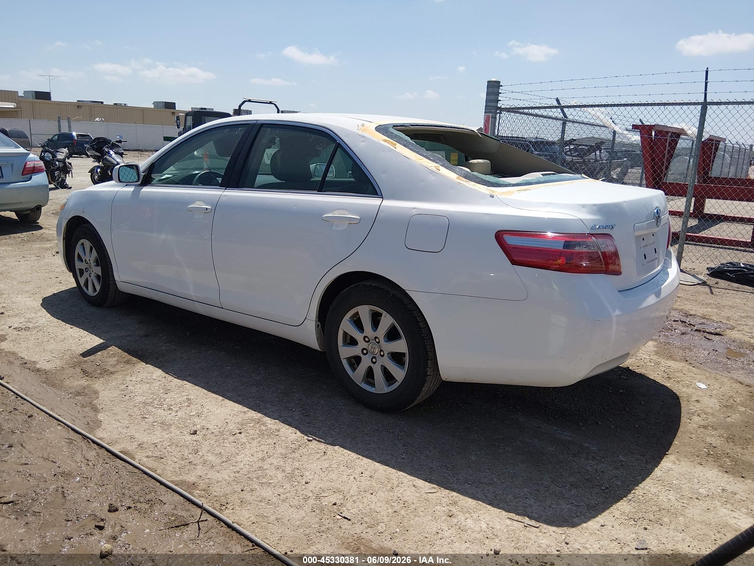 2007 Toyota Camry Xle White vin: 4T1BE46K67U665753