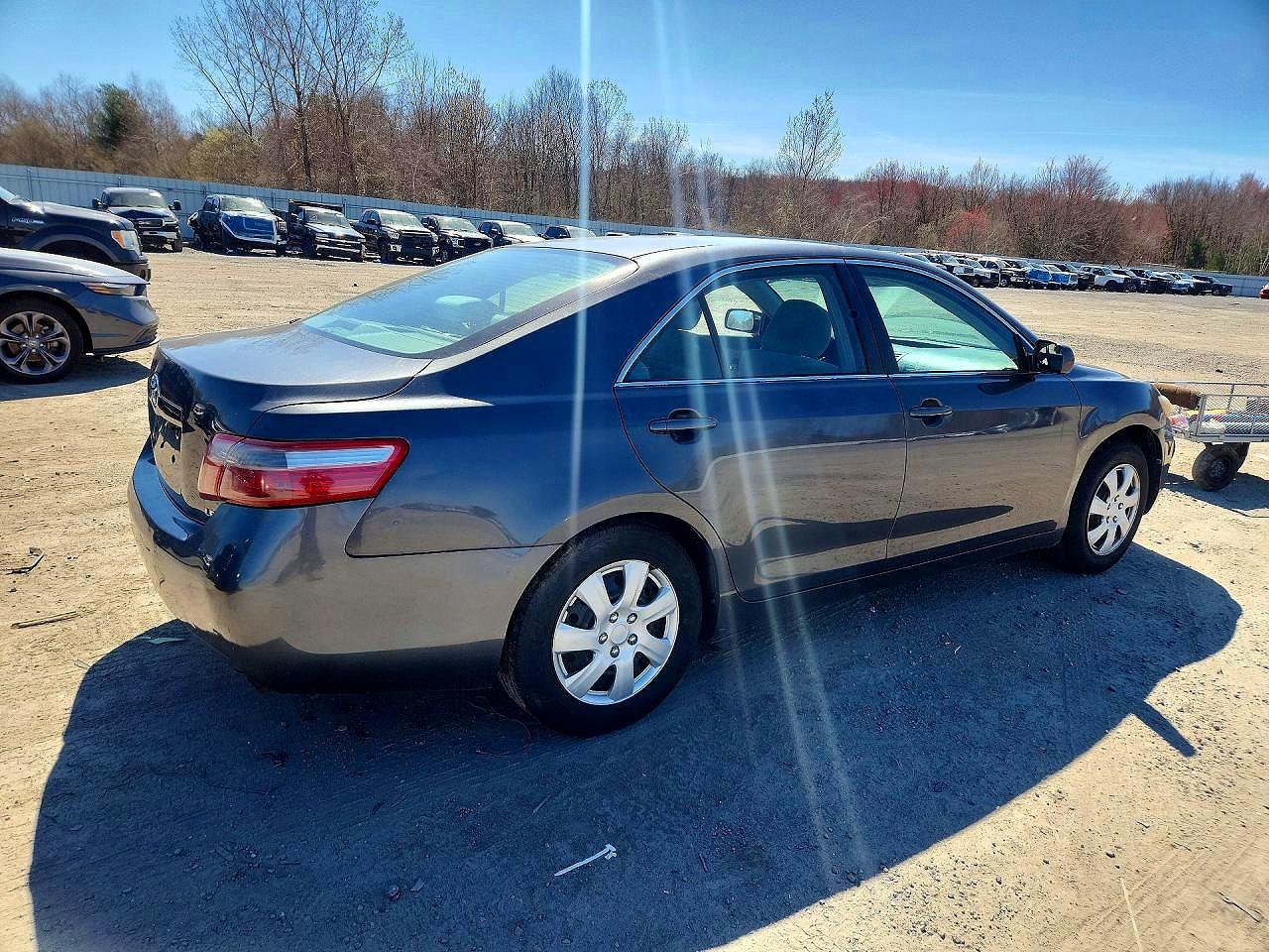 2008 Toyota Camry Le Green vin: 4T1BE46K68U227302