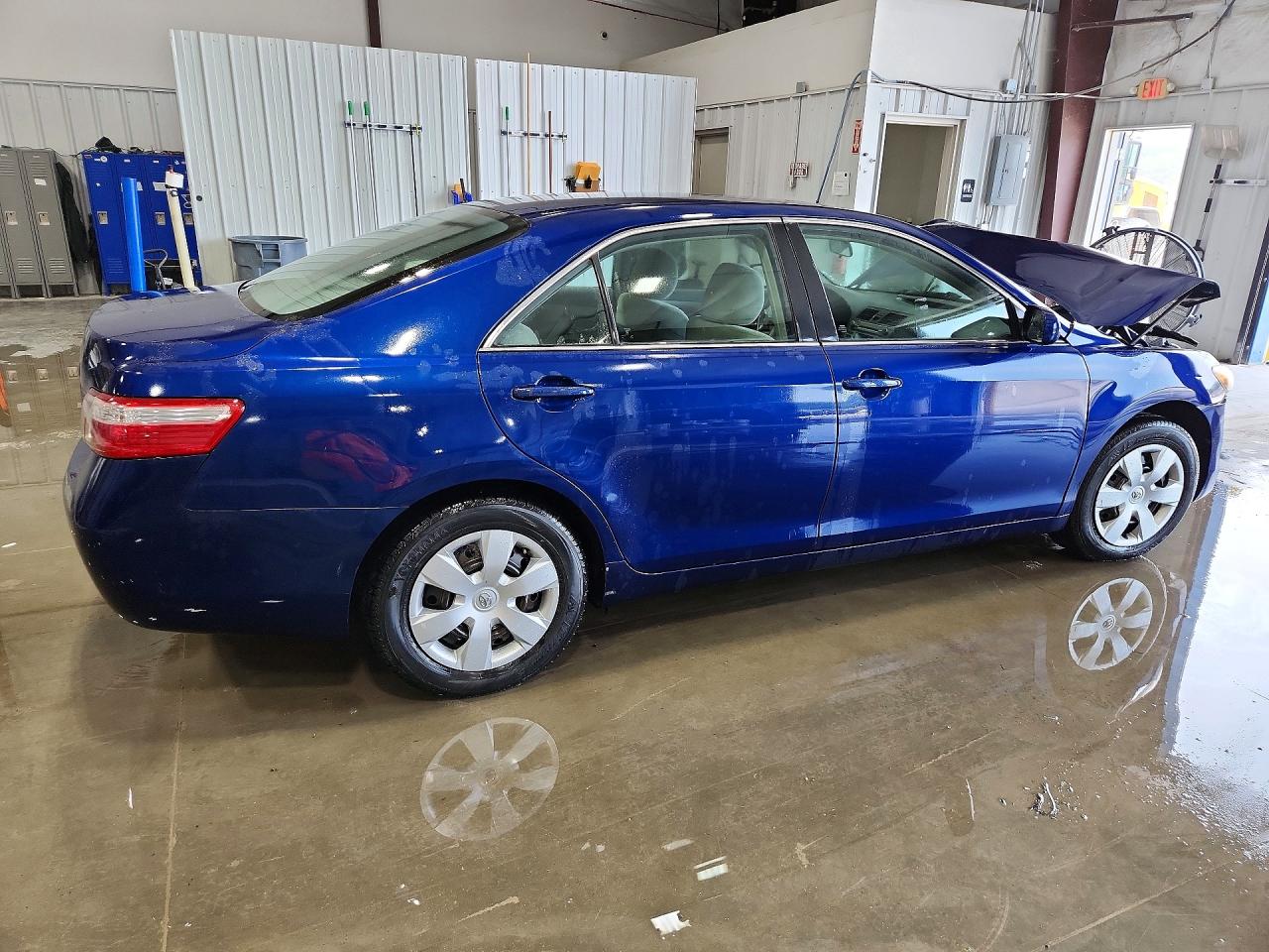 2008 Toyota Camry Le Blue vin: 4T1BE46K68U255035