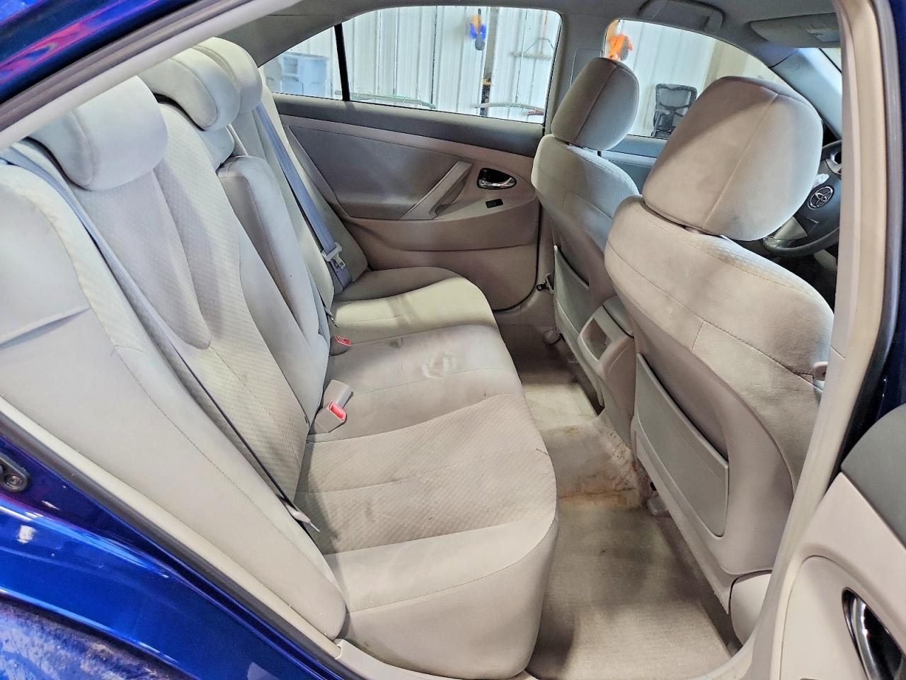 2008 Toyota Camry Le Blue vin: 4T1BE46K68U255035