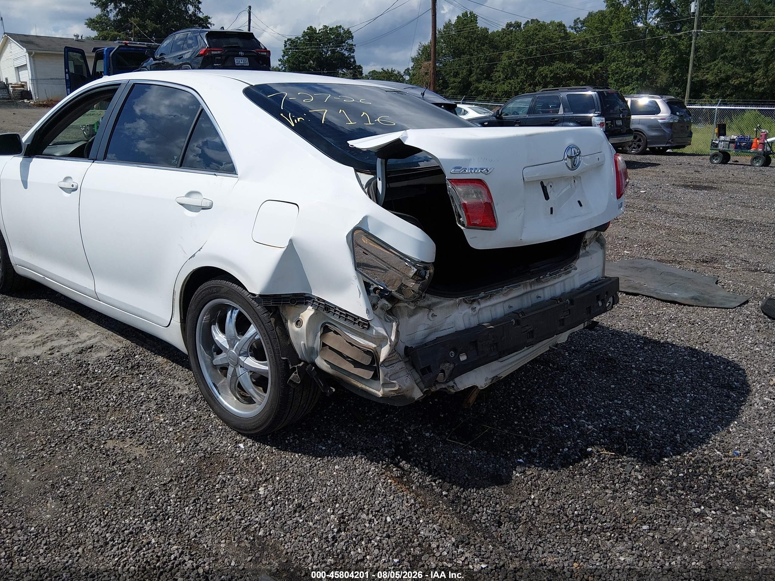 2008 Toyota Camry Le White vin: 4T1BE46K68U737116