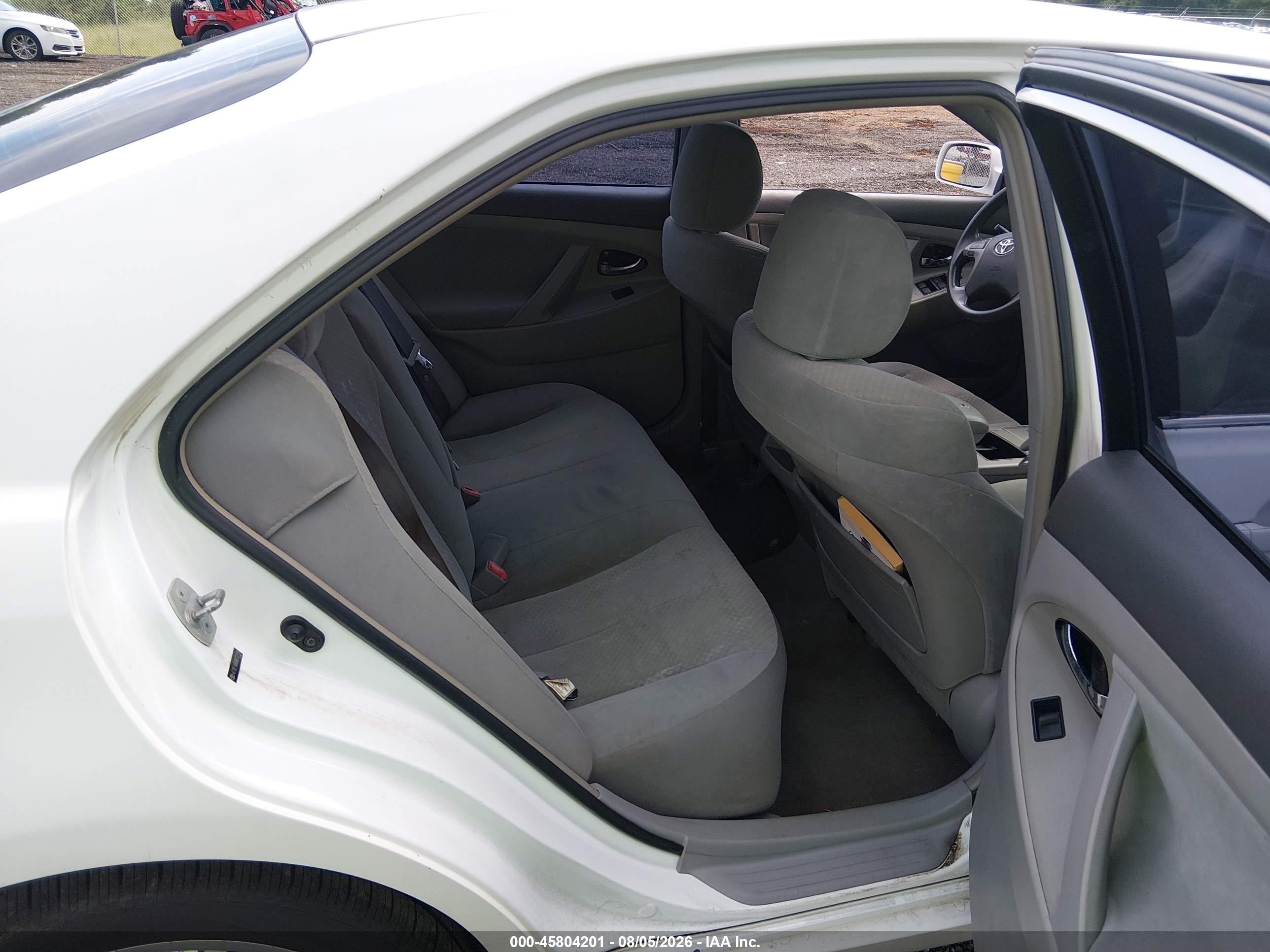 2008 Toyota Camry Le White vin: 4T1BE46K68U737116