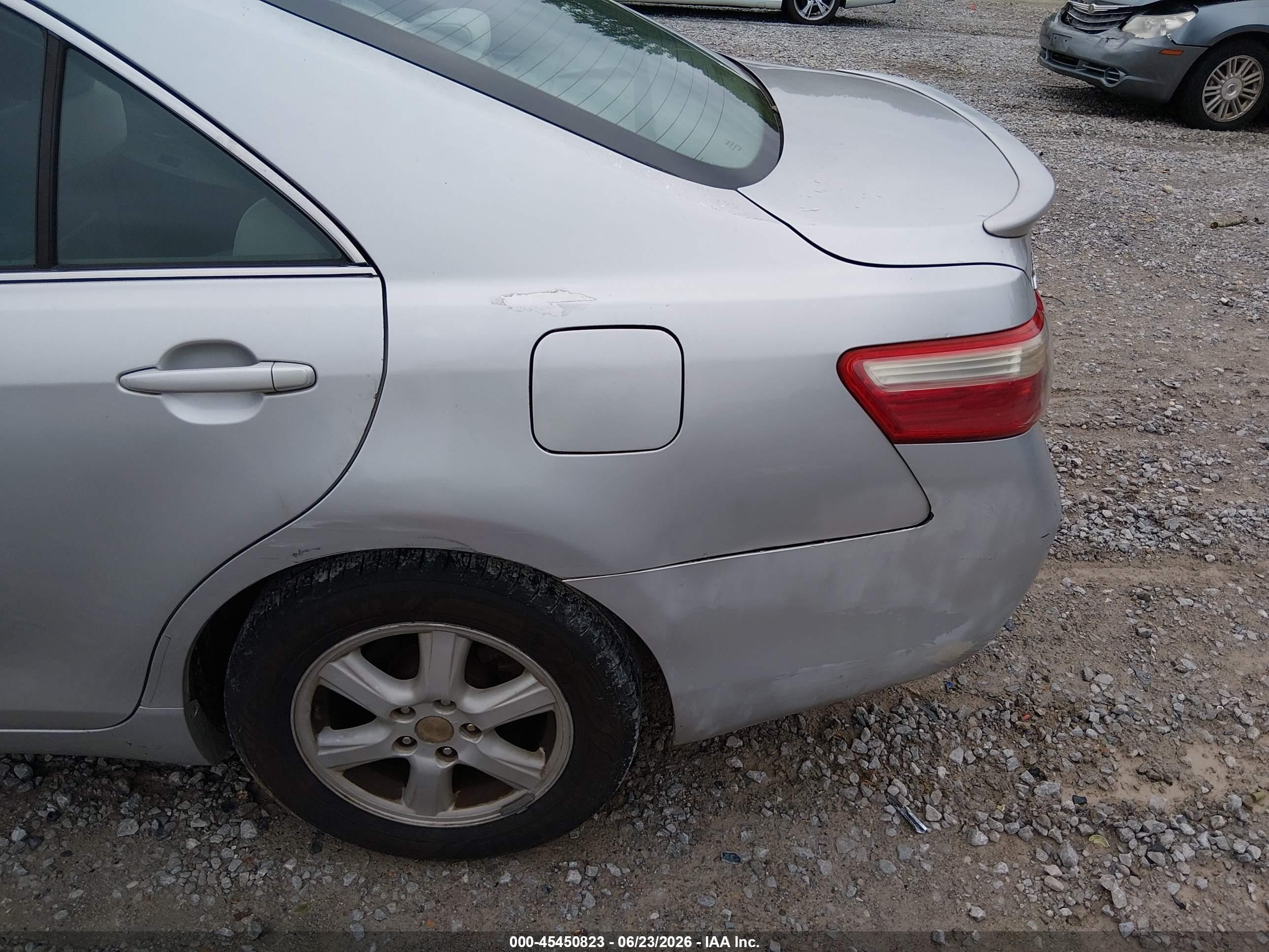 2009 Toyota Camry Le Silver vin: 4T1BE46K69U287985