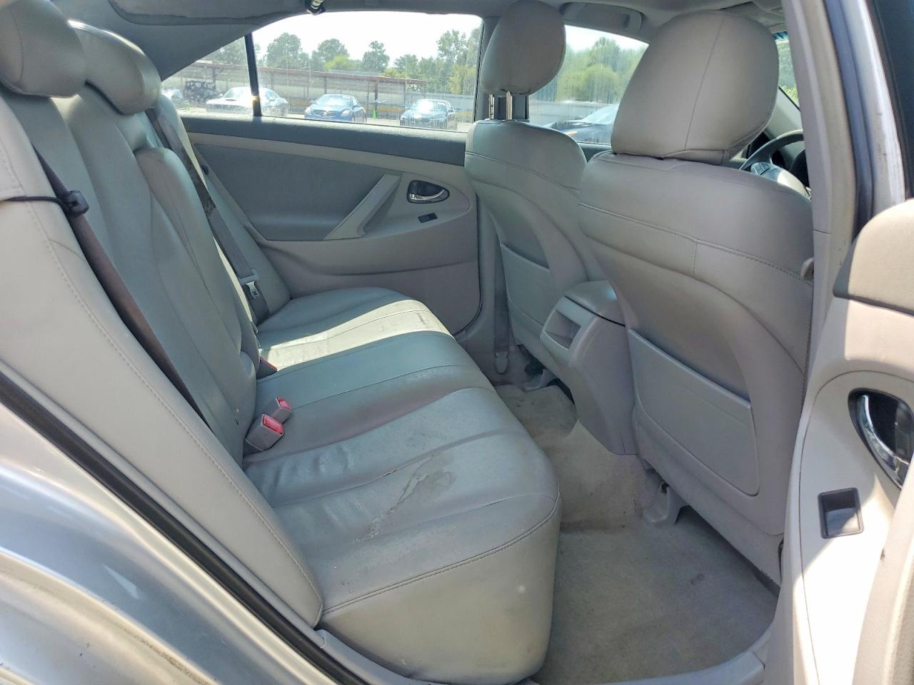 2009 Toyota Camry Le Silver vin: 4T1BE46K69U297741