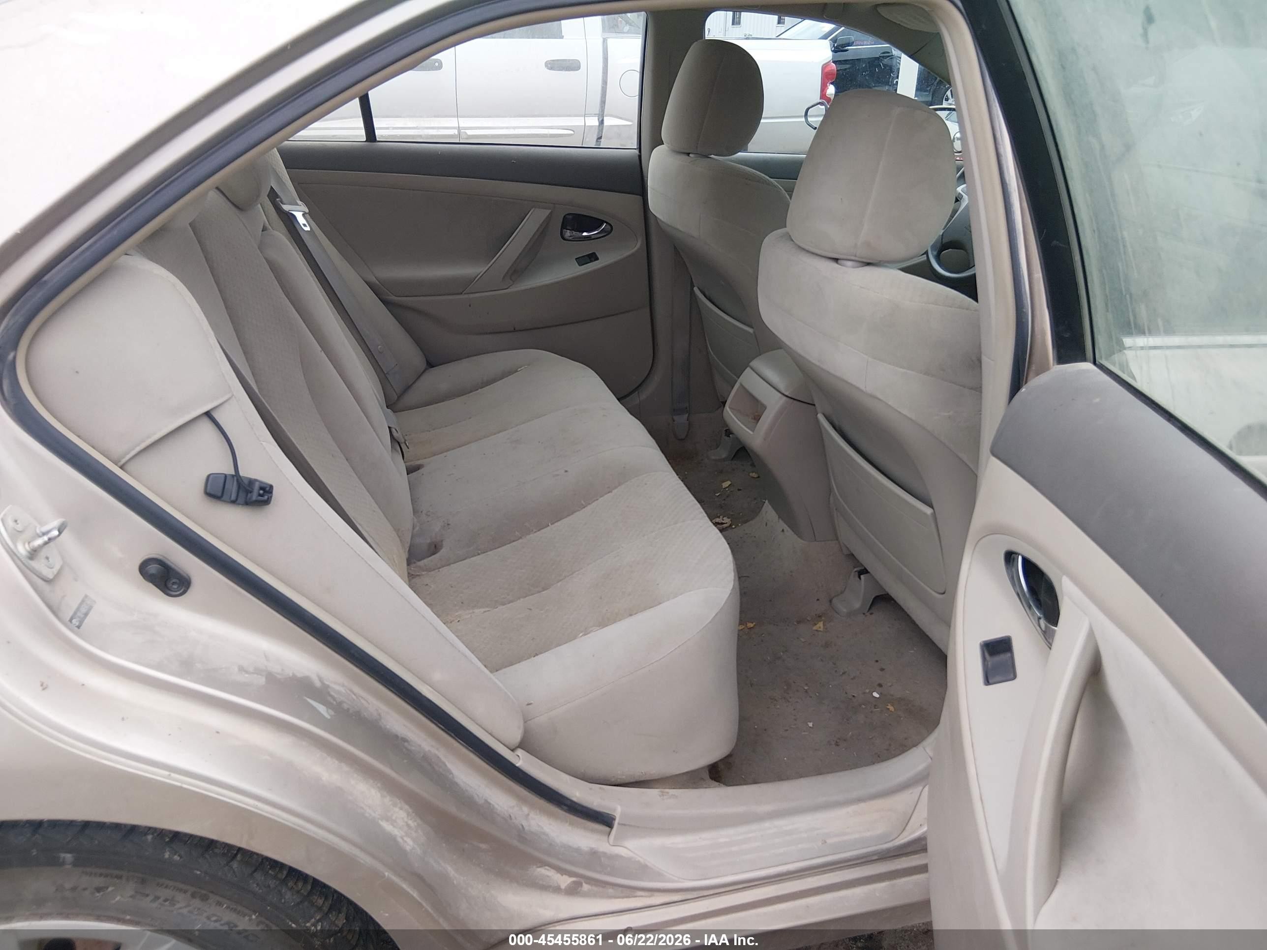 2009 Toyota Camry Le Tan vin: 4T1BE46K69U334643