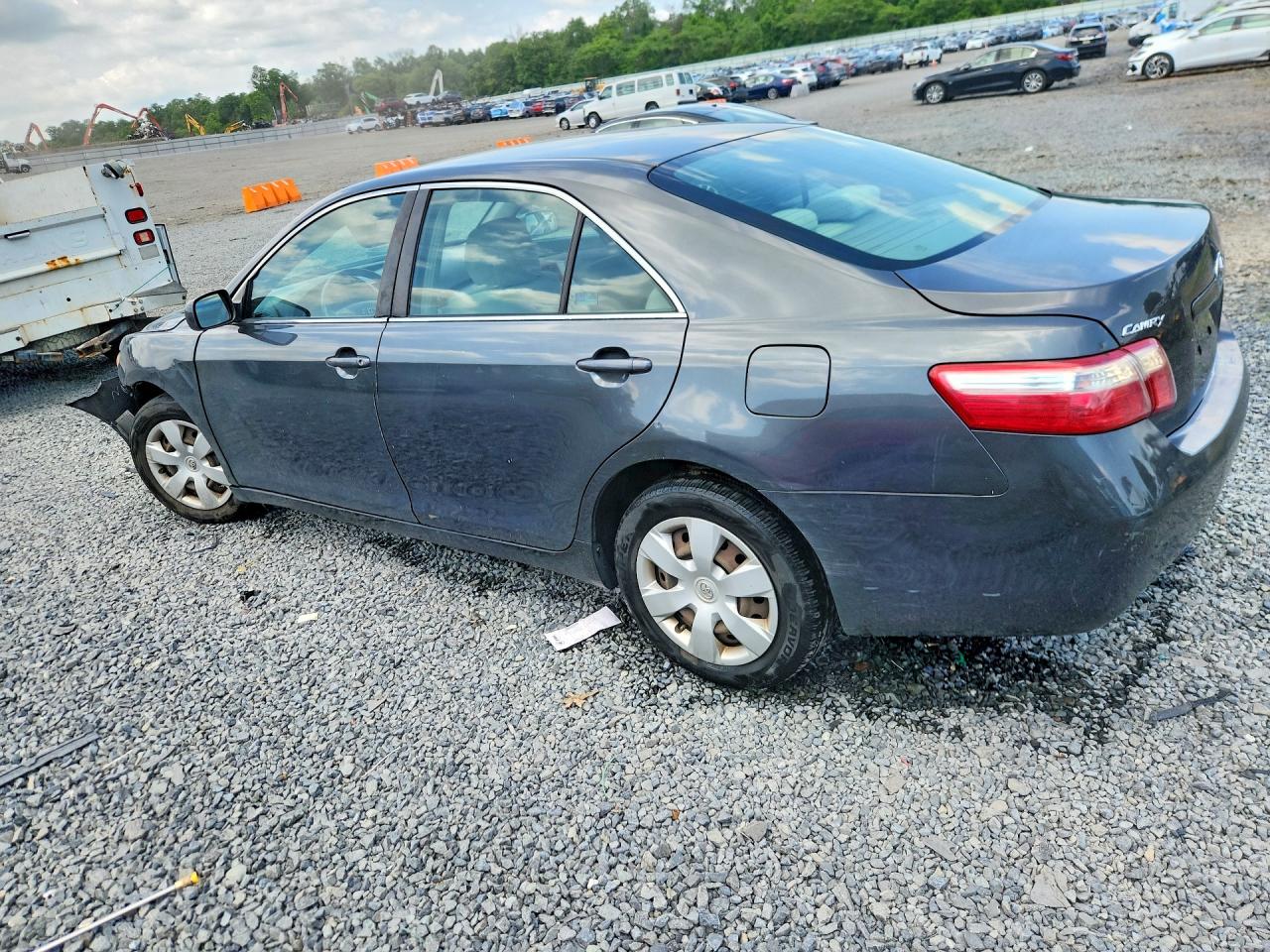 2009 Toyota Camry Le Gray vin: 4T1BE46K69U334805