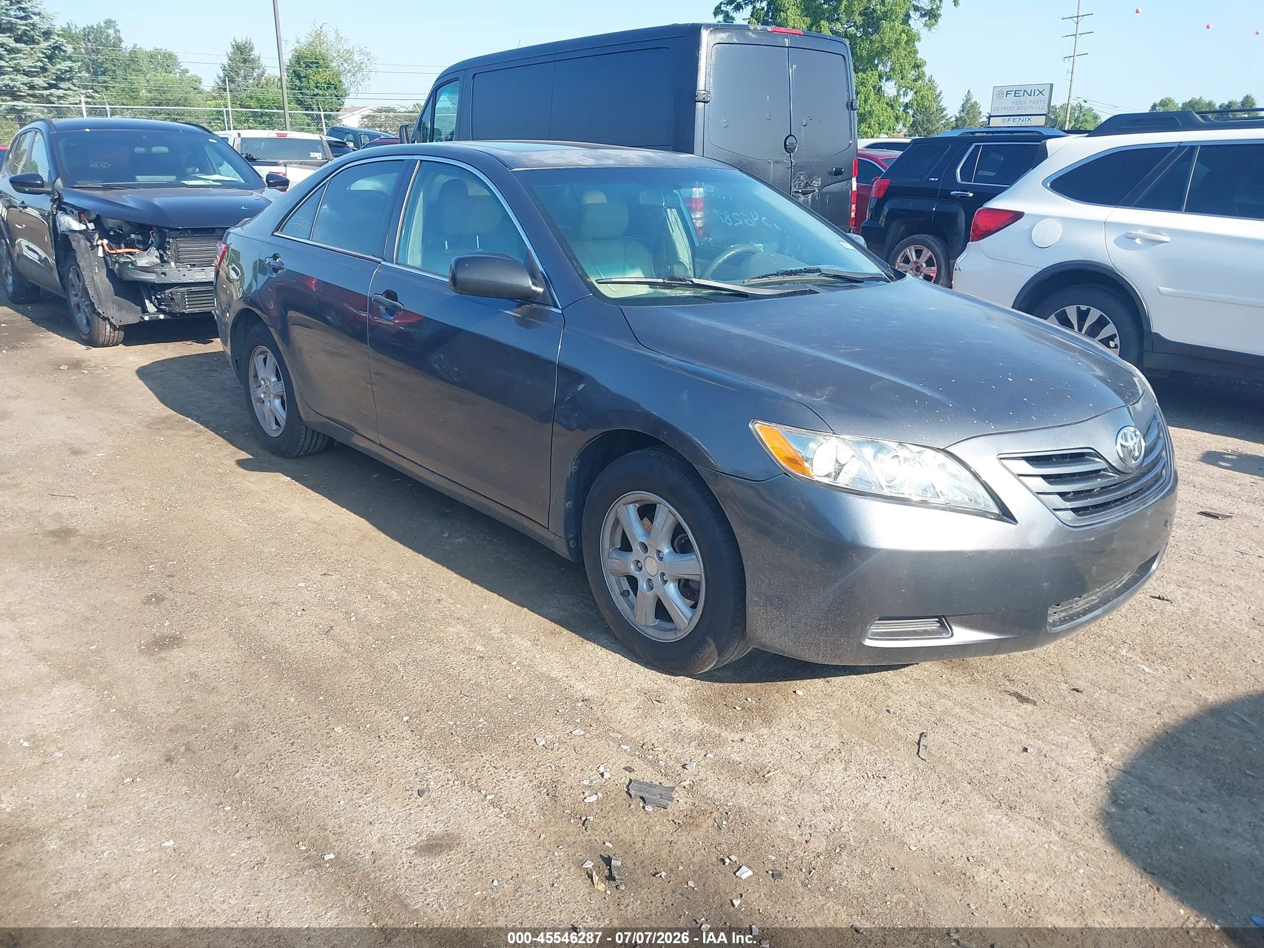 2009 Toyota Camry Le Gray vin: 4T1BE46K69U335579