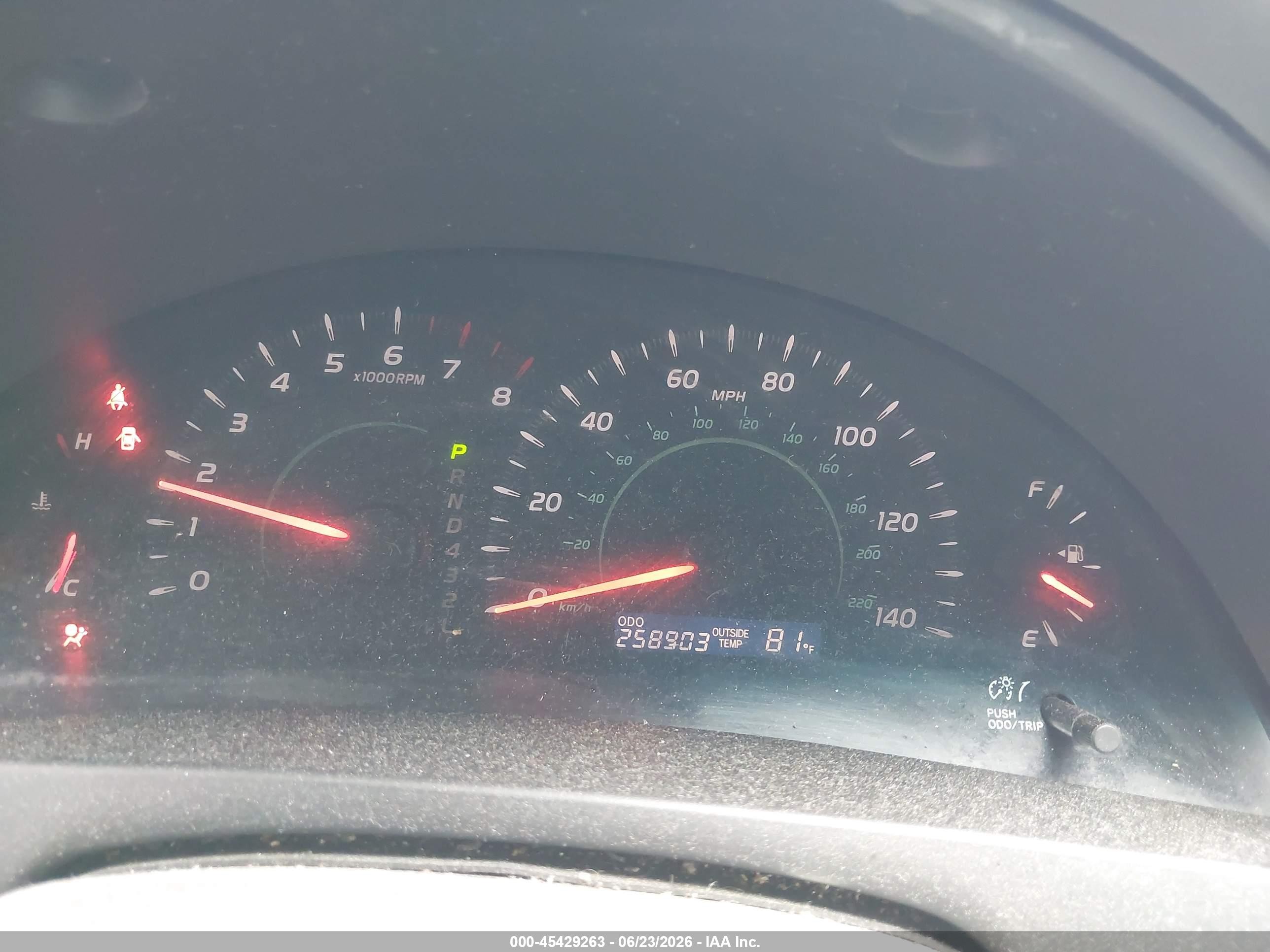 2009 Toyota Camry Le Silver vin: 4T1BE46K69U357663