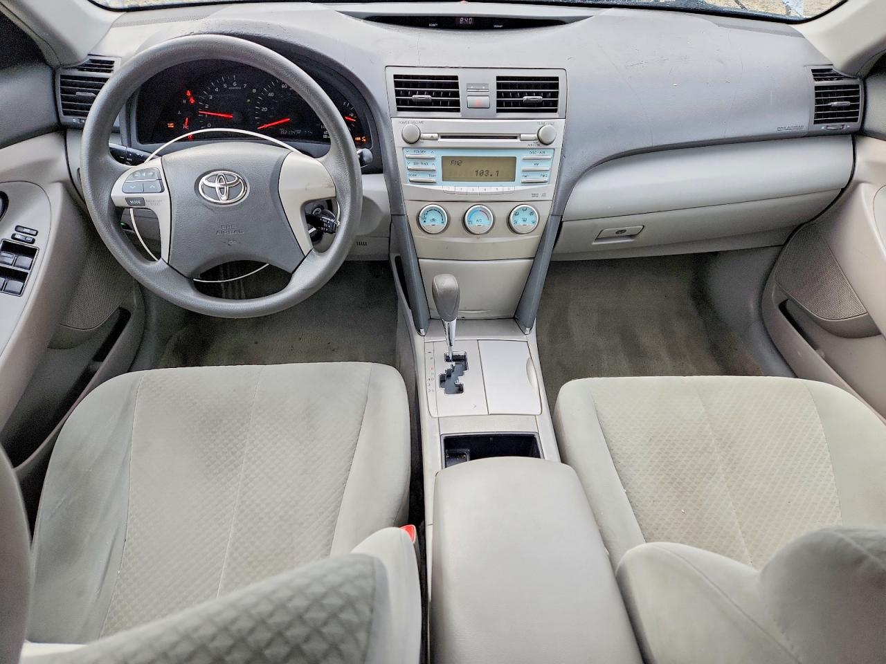 2009 Toyota Camry Base Silver vin: 4T1BE46K69U358604