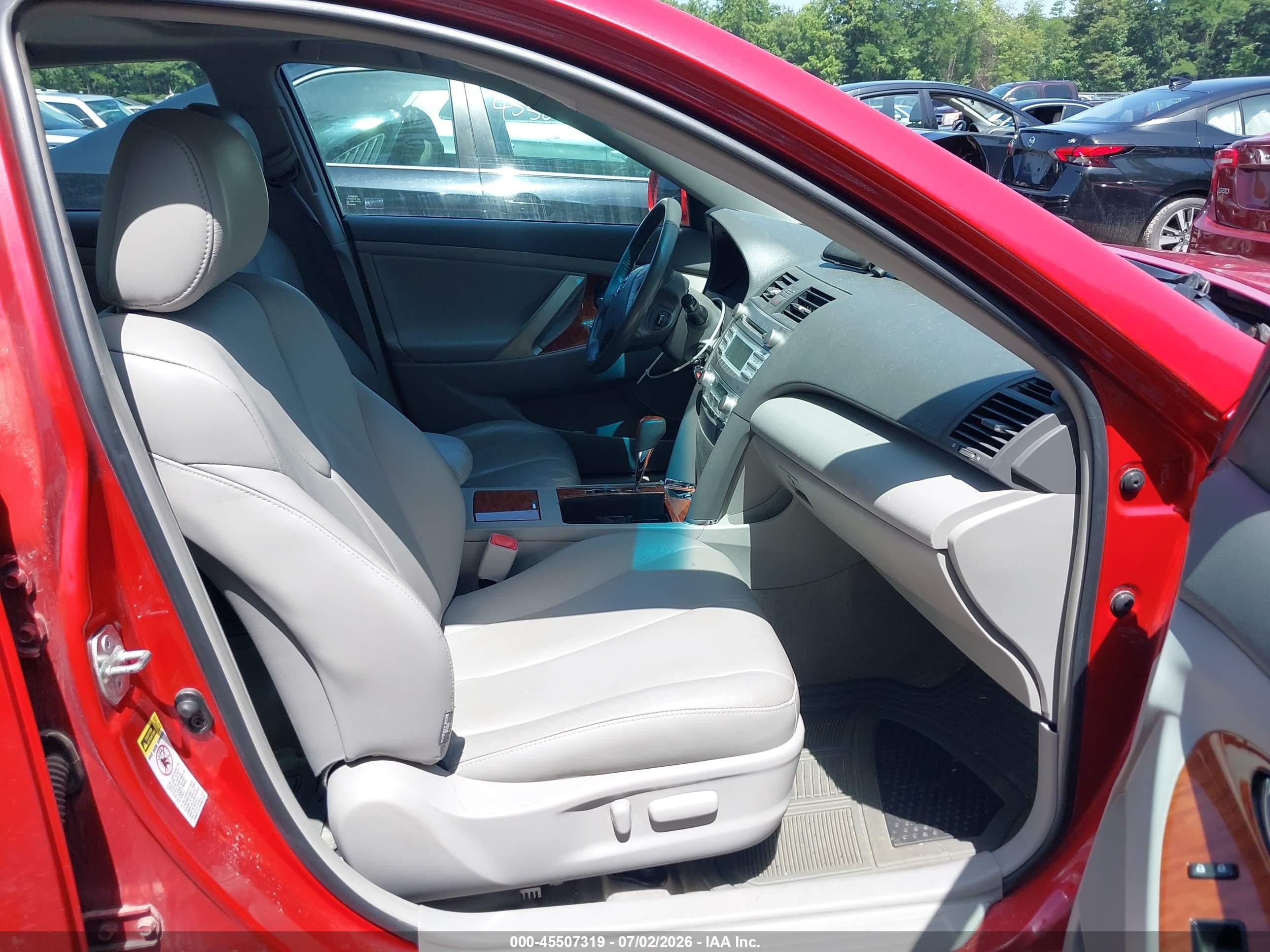 2009 Toyota Camry Xle Red vin: 4T1BE46K69U368002