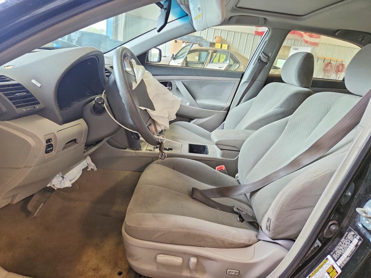 2009 Toyota Camry Le Black vin: 4T1BE46K69U388735