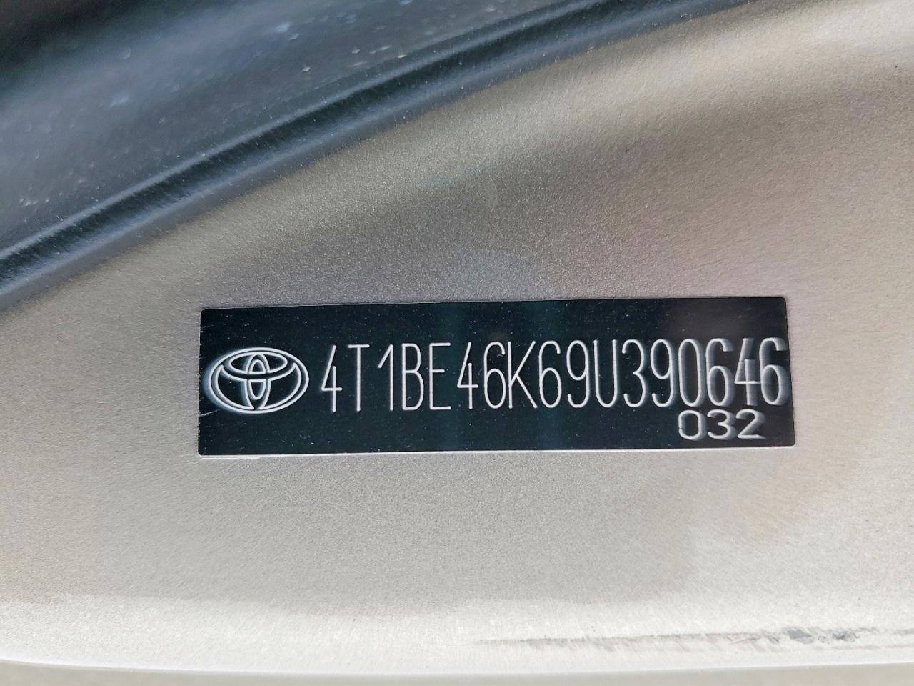 2009 Toyota Camry Le Beige vin: 4T1BE46K69U390646