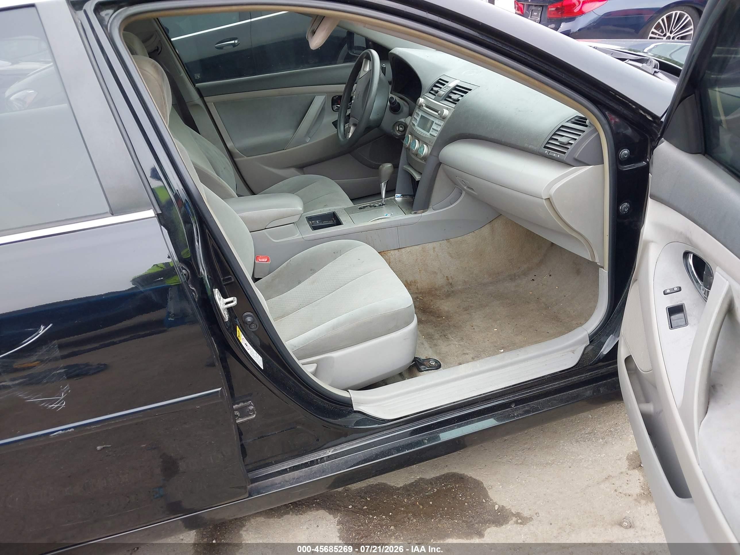 2009 Toyota Camry Le Black vin: 4T1BE46K69U396379